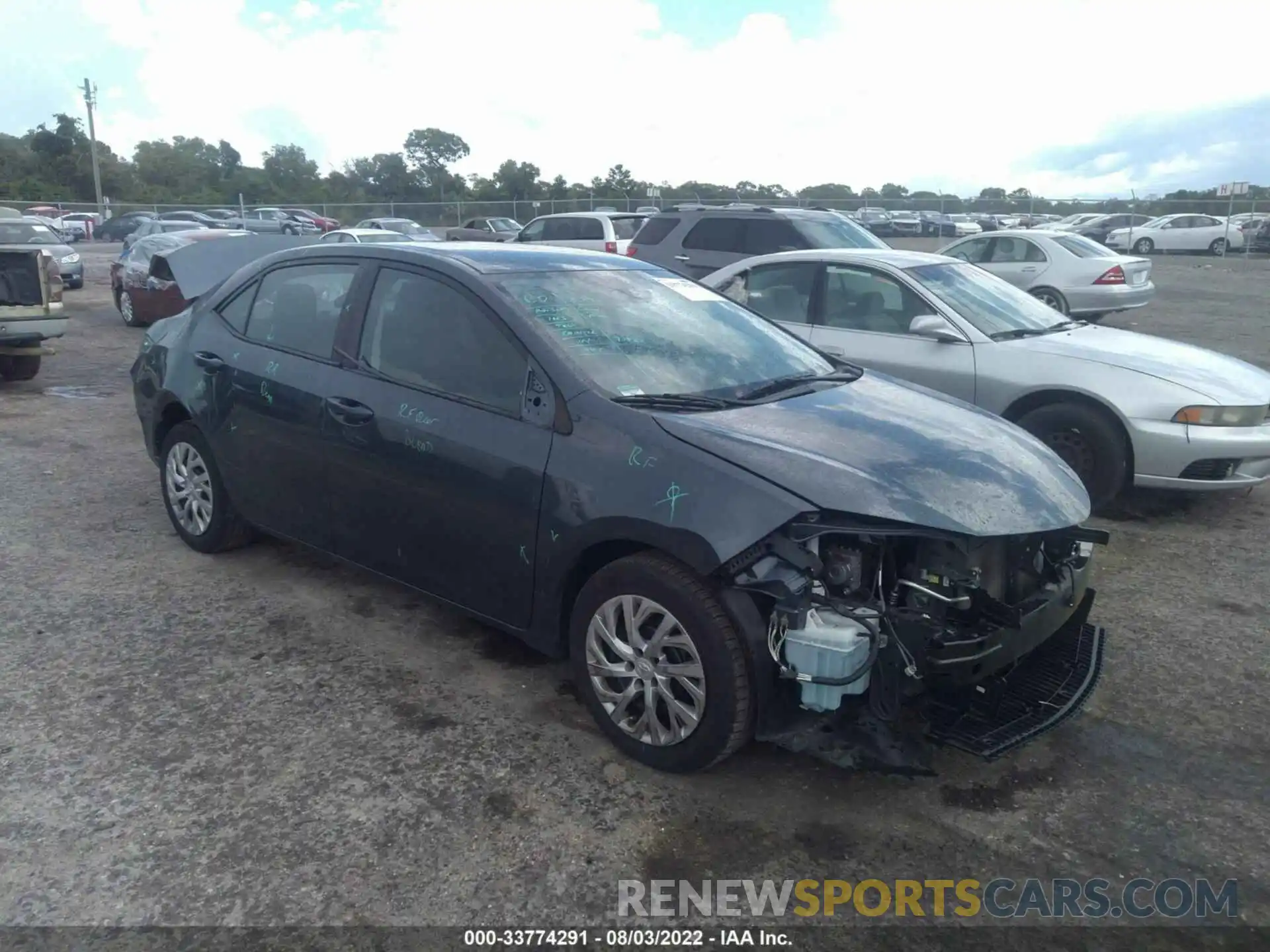 1 Photograph of a damaged car 2T1BURHE7KC210802 TOYOTA COROLLA 2019