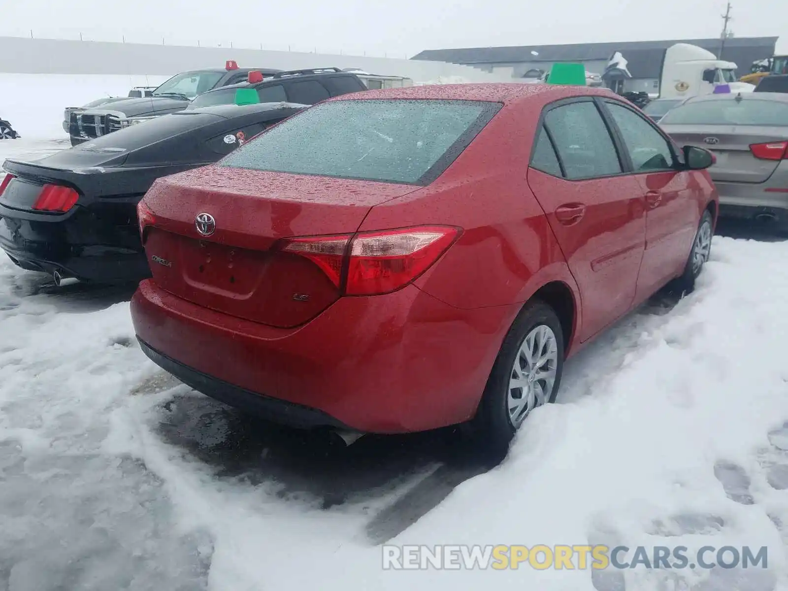 4 Photograph of a damaged car 2T1BURHE7KC210962 TOYOTA COROLLA 2019