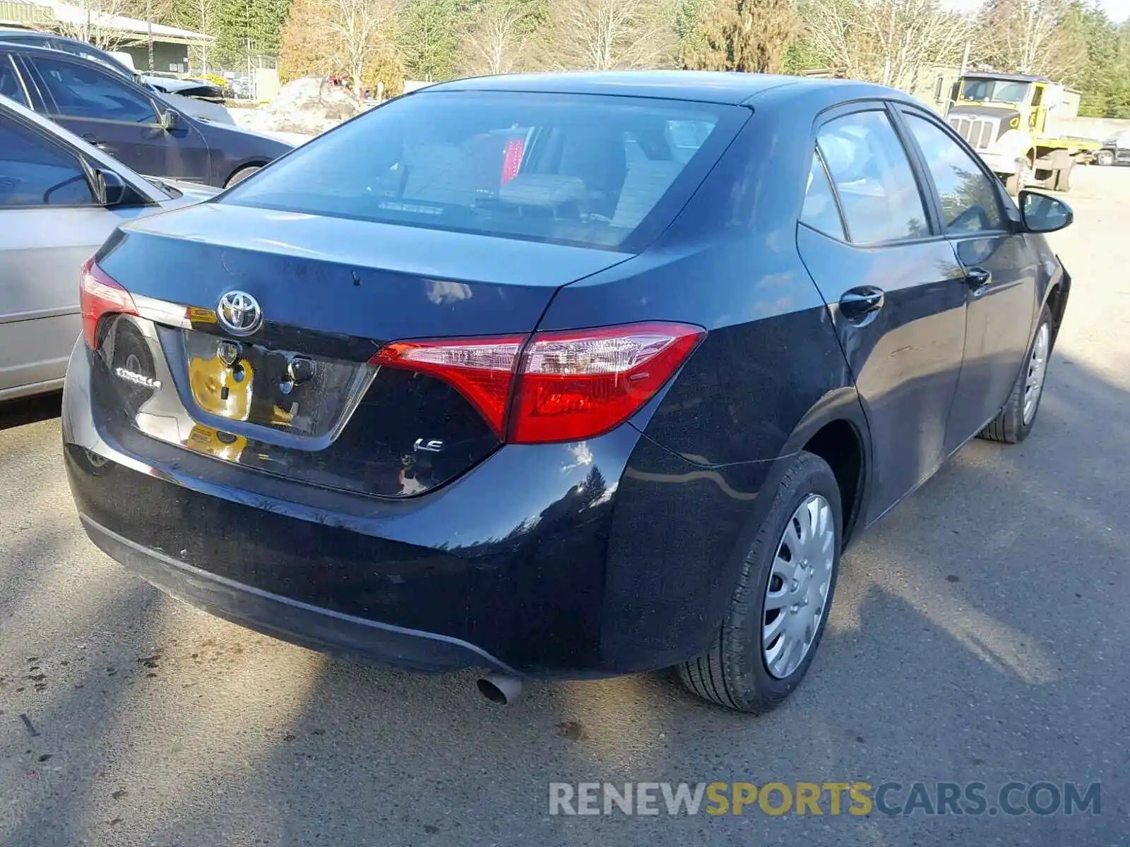 4 Photograph of a damaged car 2T1BURHE7KC211691 TOYOTA COROLLA 2019