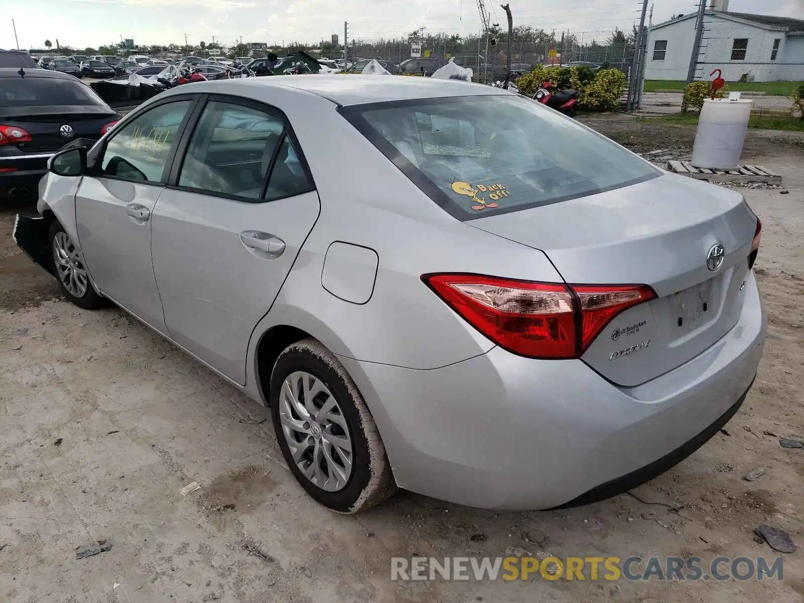 3 Photograph of a damaged car 2T1BURHE7KC212792 TOYOTA COROLLA 2019