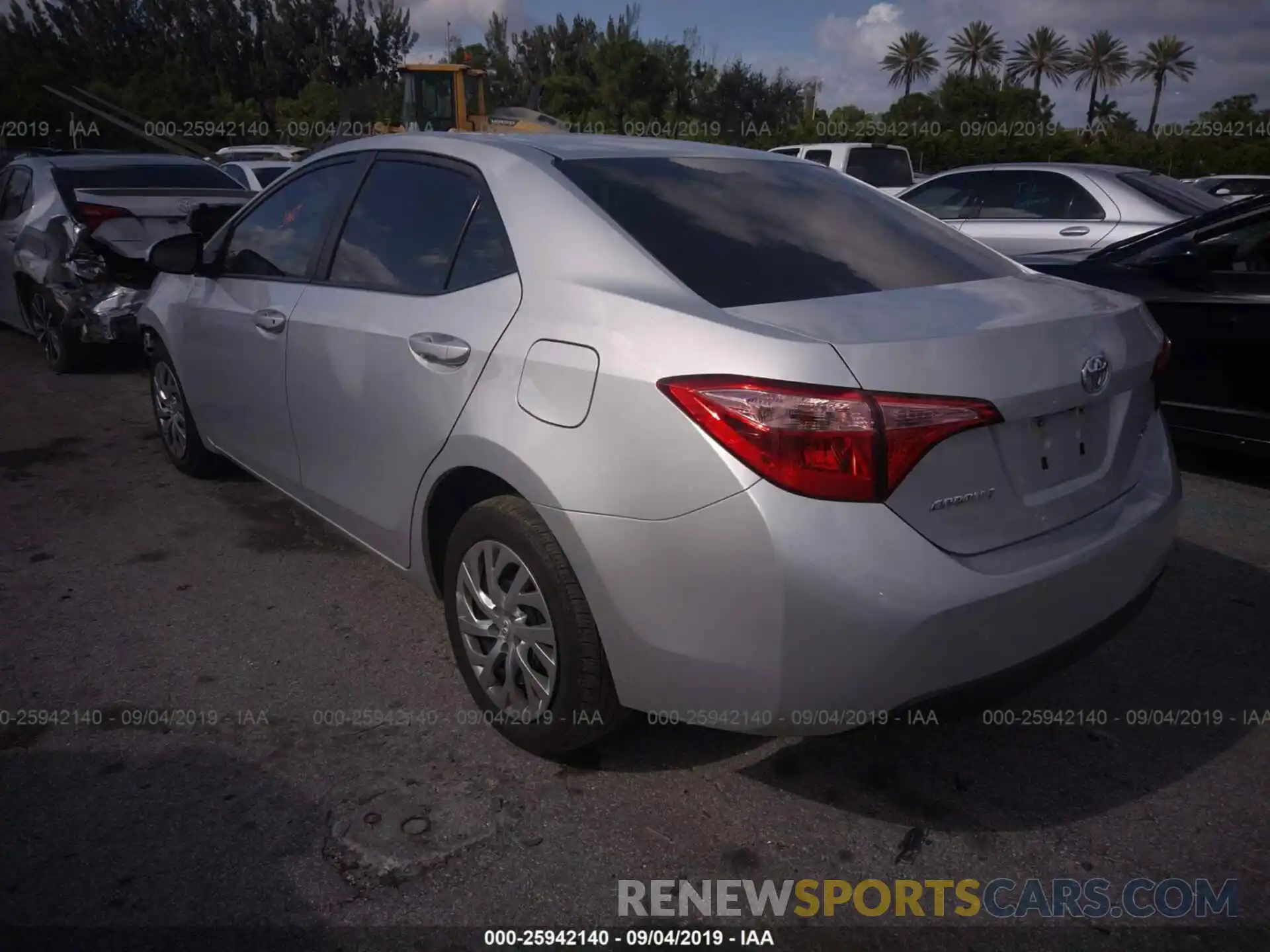 3 Photograph of a damaged car 2T1BURHE7KC212923 TOYOTA COROLLA 2019