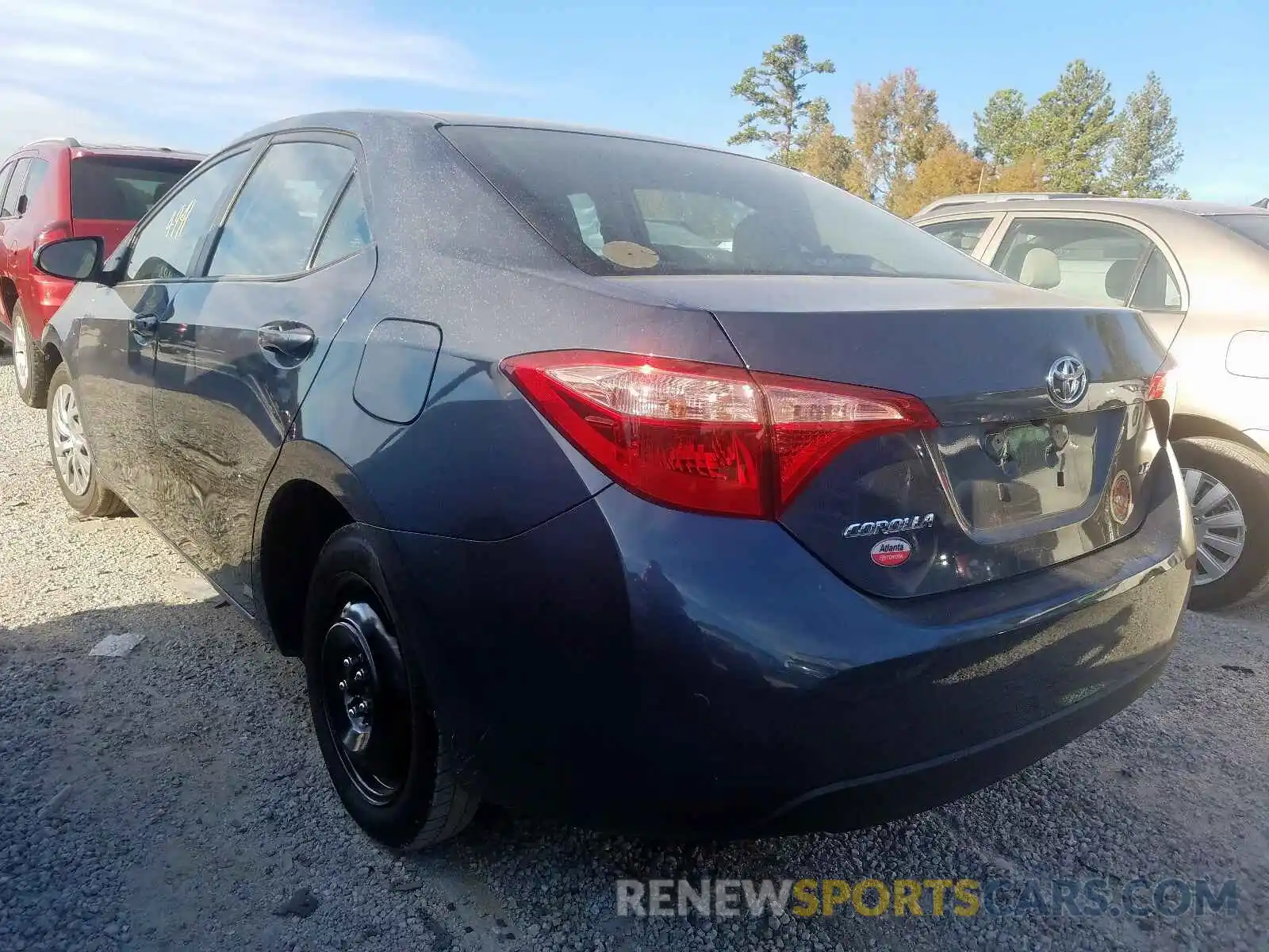 3 Photograph of a damaged car 2T1BURHE7KC213084 TOYOTA COROLLA 2019