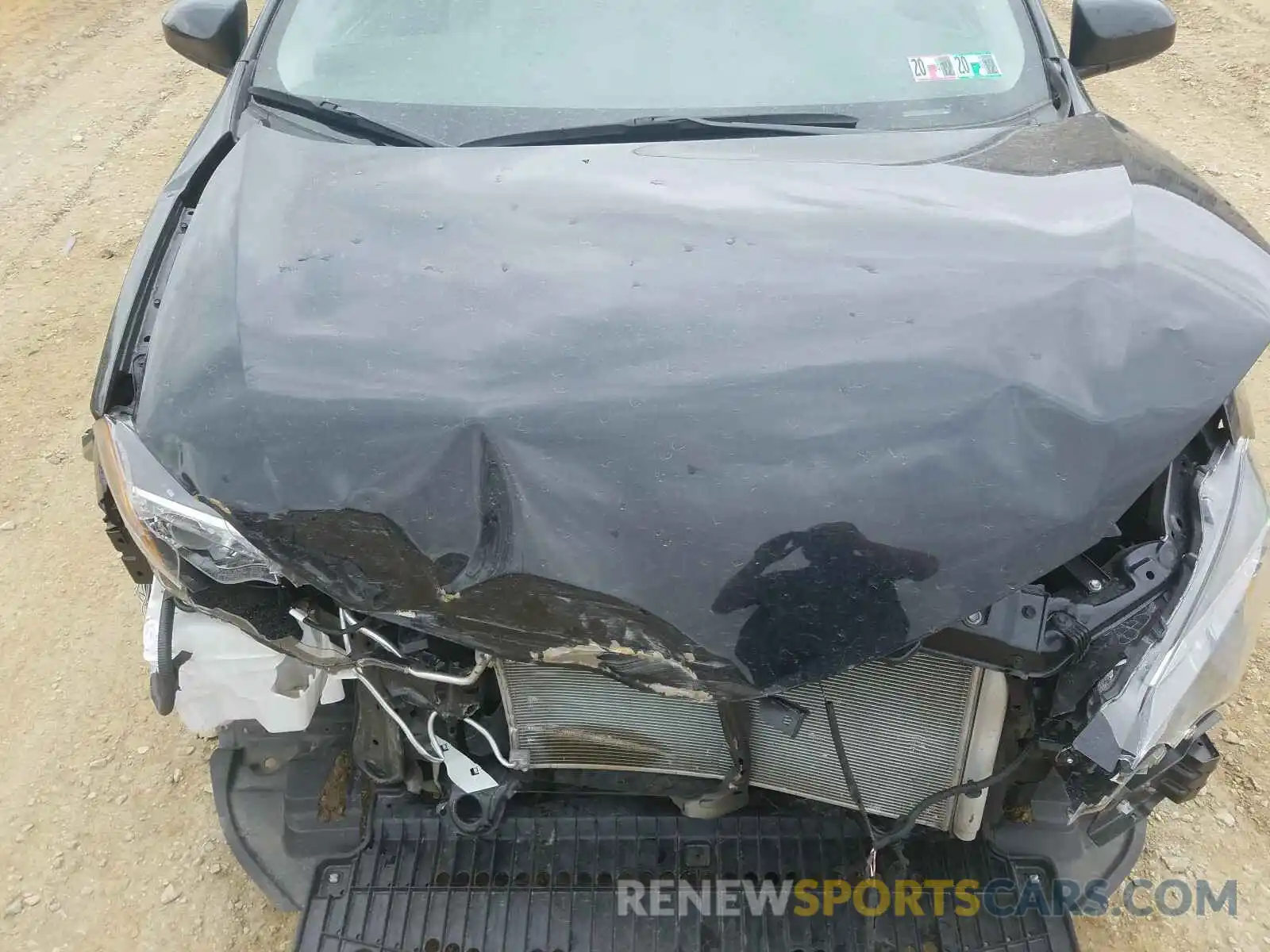 7 Photograph of a damaged car 2T1BURHE7KC213442 TOYOTA COROLLA 2019