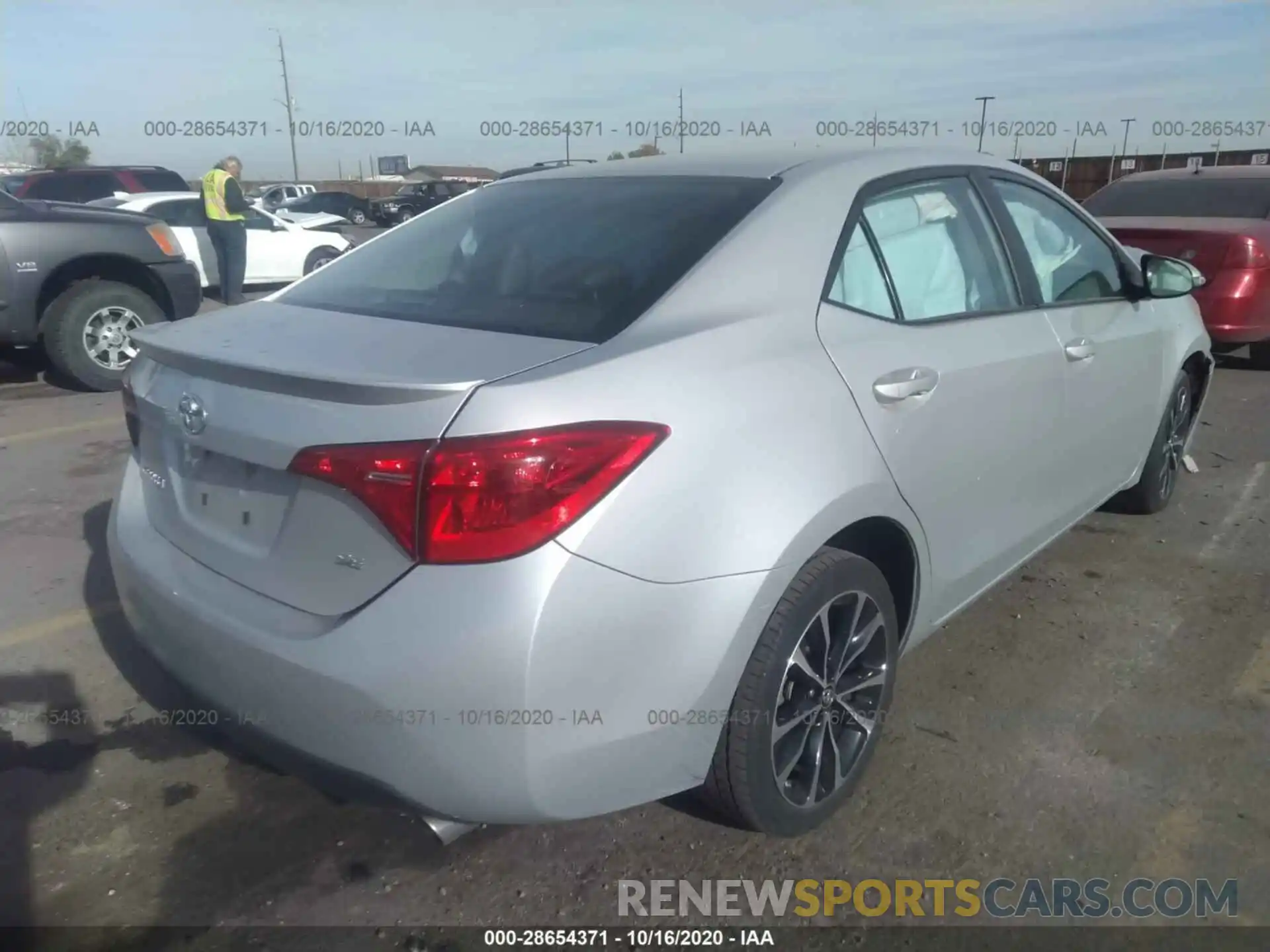 4 Photograph of a damaged car 2T1BURHE7KC213747 TOYOTA COROLLA 2019