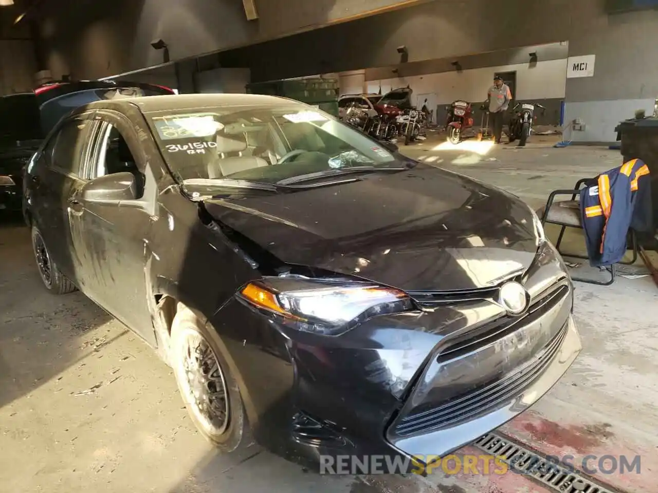 1 Photograph of a damaged car 2T1BURHE7KC213991 TOYOTA COROLLA 2019