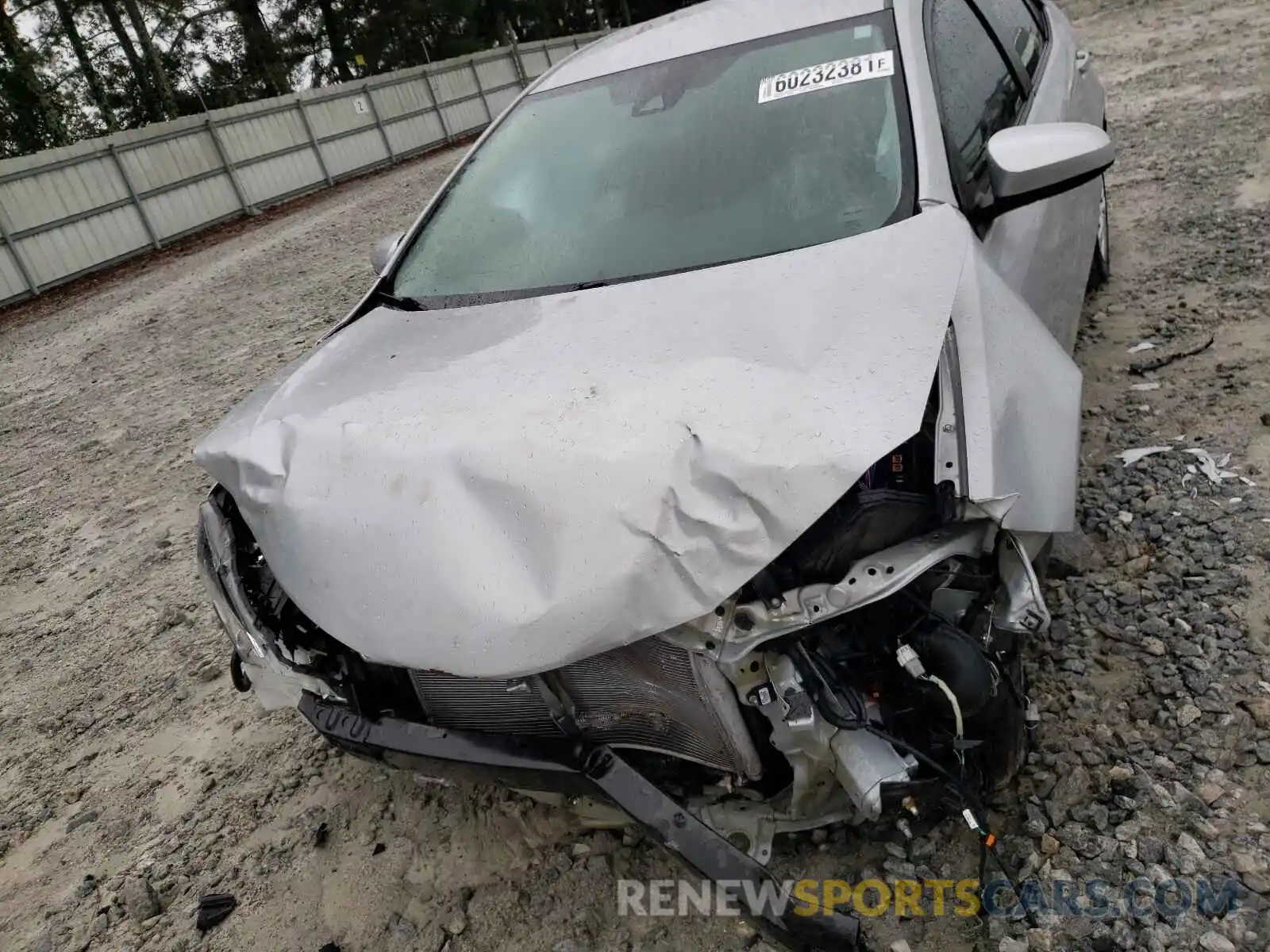 9 Photograph of a damaged car 2T1BURHE7KC214235 TOYOTA COROLLA 2019