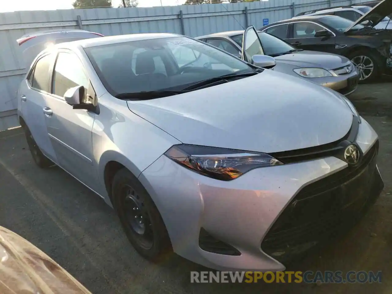 1 Photograph of a damaged car 2T1BURHE7KC214459 TOYOTA COROLLA 2019