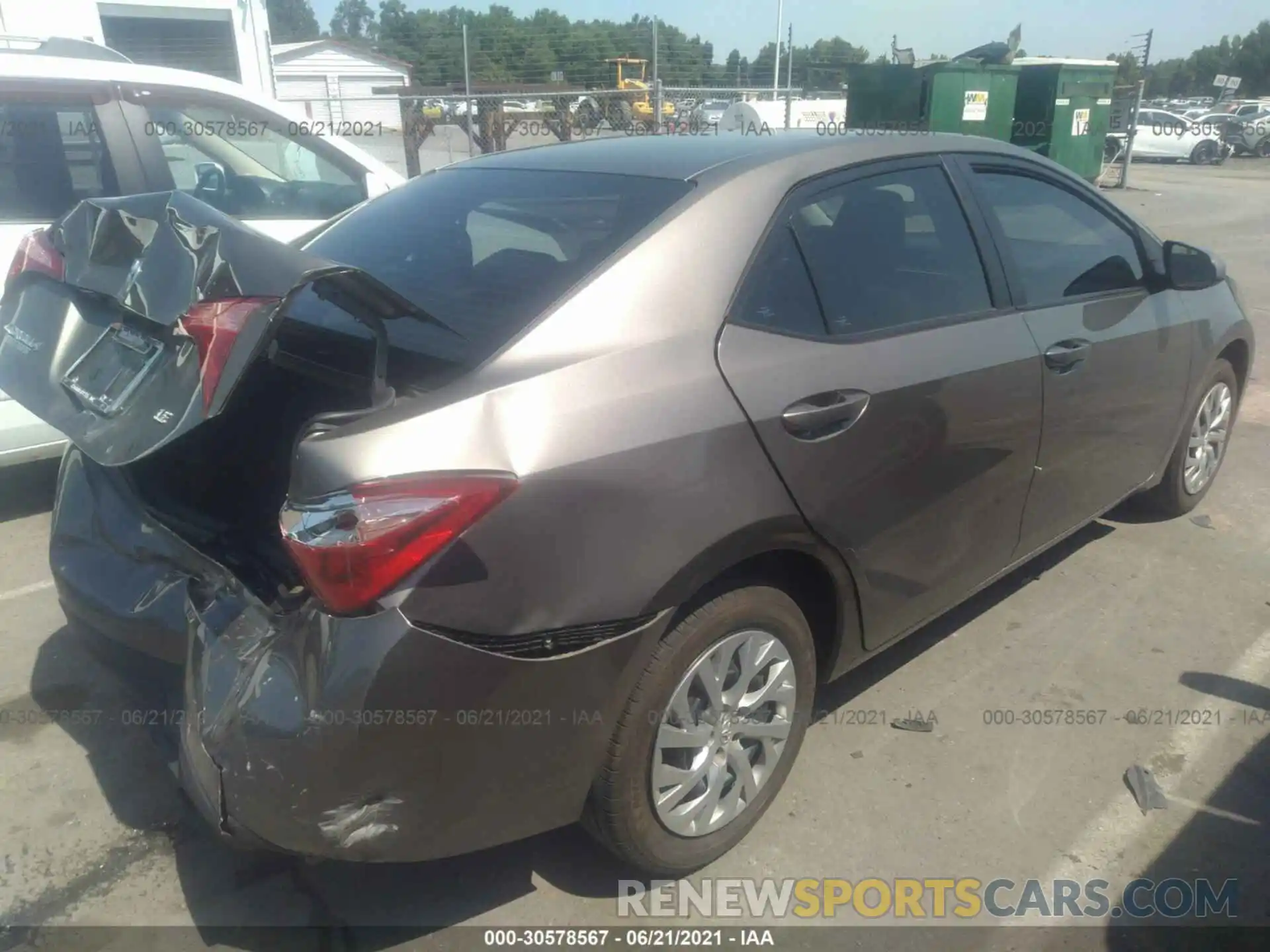 4 Photograph of a damaged car 2T1BURHE7KC214901 TOYOTA COROLLA 2019