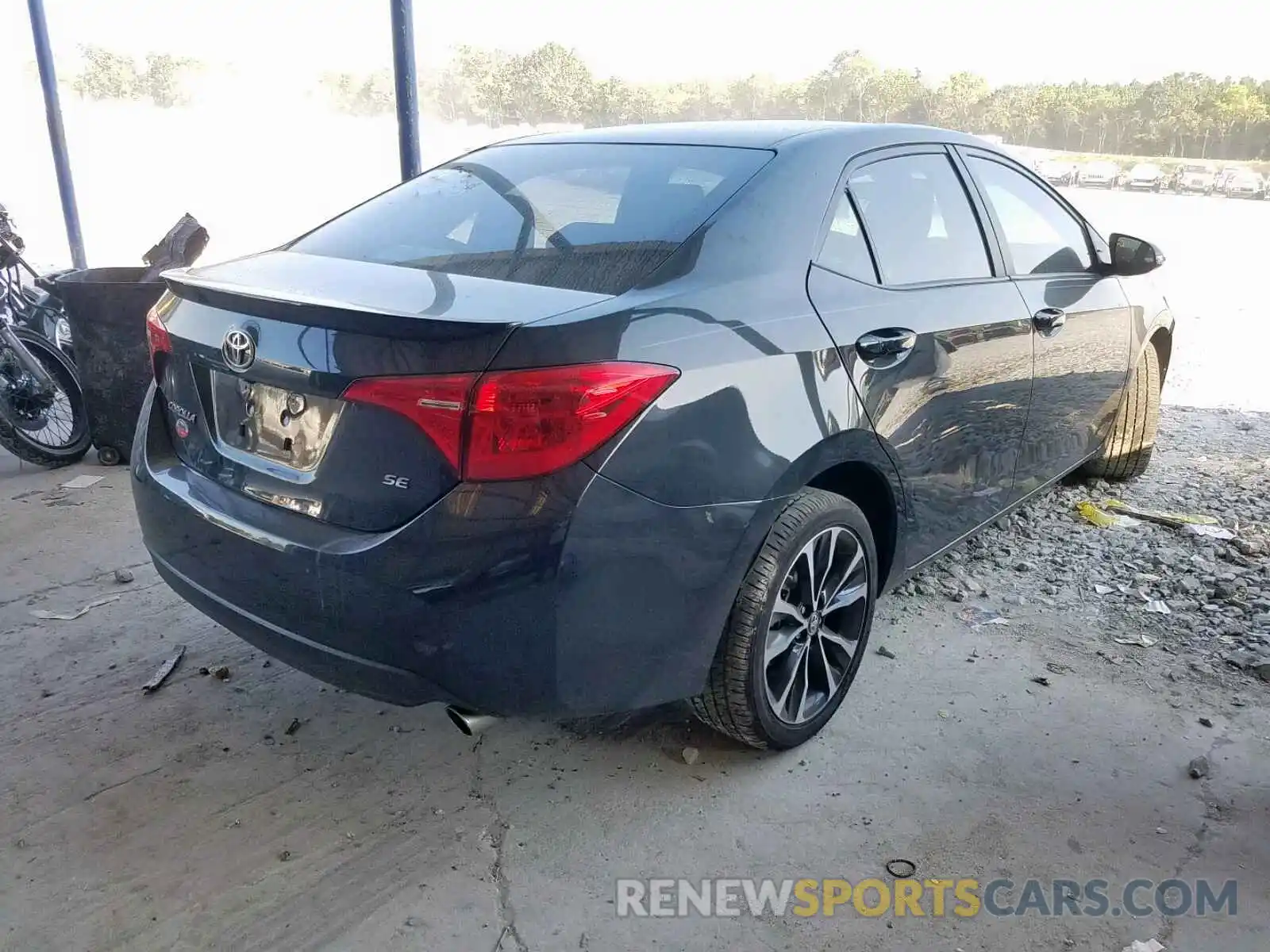 4 Photograph of a damaged car 2T1BURHE7KC215580 TOYOTA COROLLA 2019