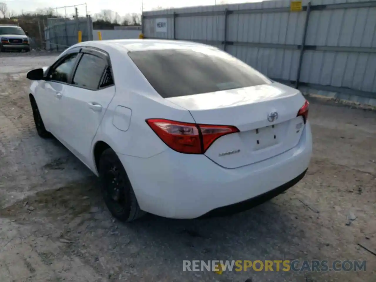 3 Photograph of a damaged car 2T1BURHE7KC216020 TOYOTA COROLLA 2019