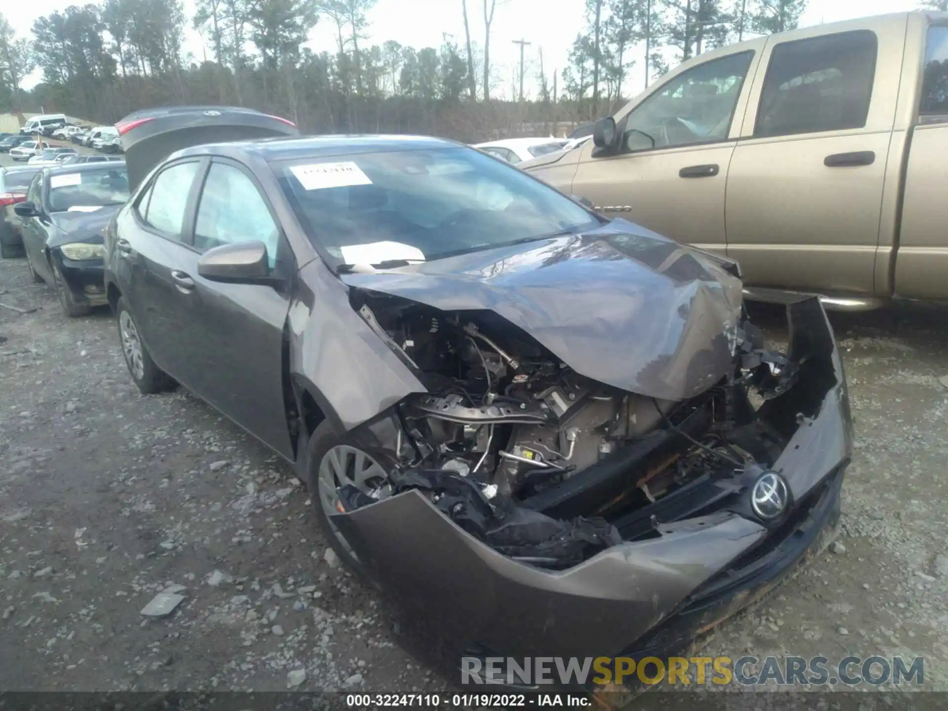 1 Photograph of a damaged car 2T1BURHE7KC216504 TOYOTA COROLLA 2019