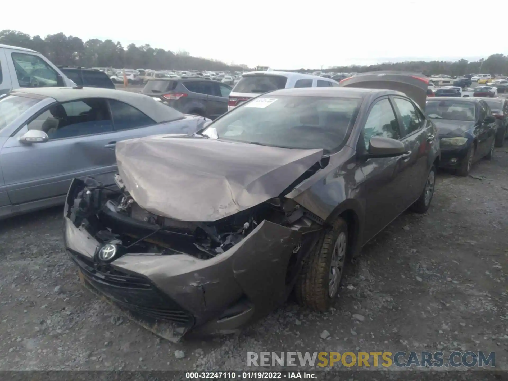 2 Photograph of a damaged car 2T1BURHE7KC216504 TOYOTA COROLLA 2019