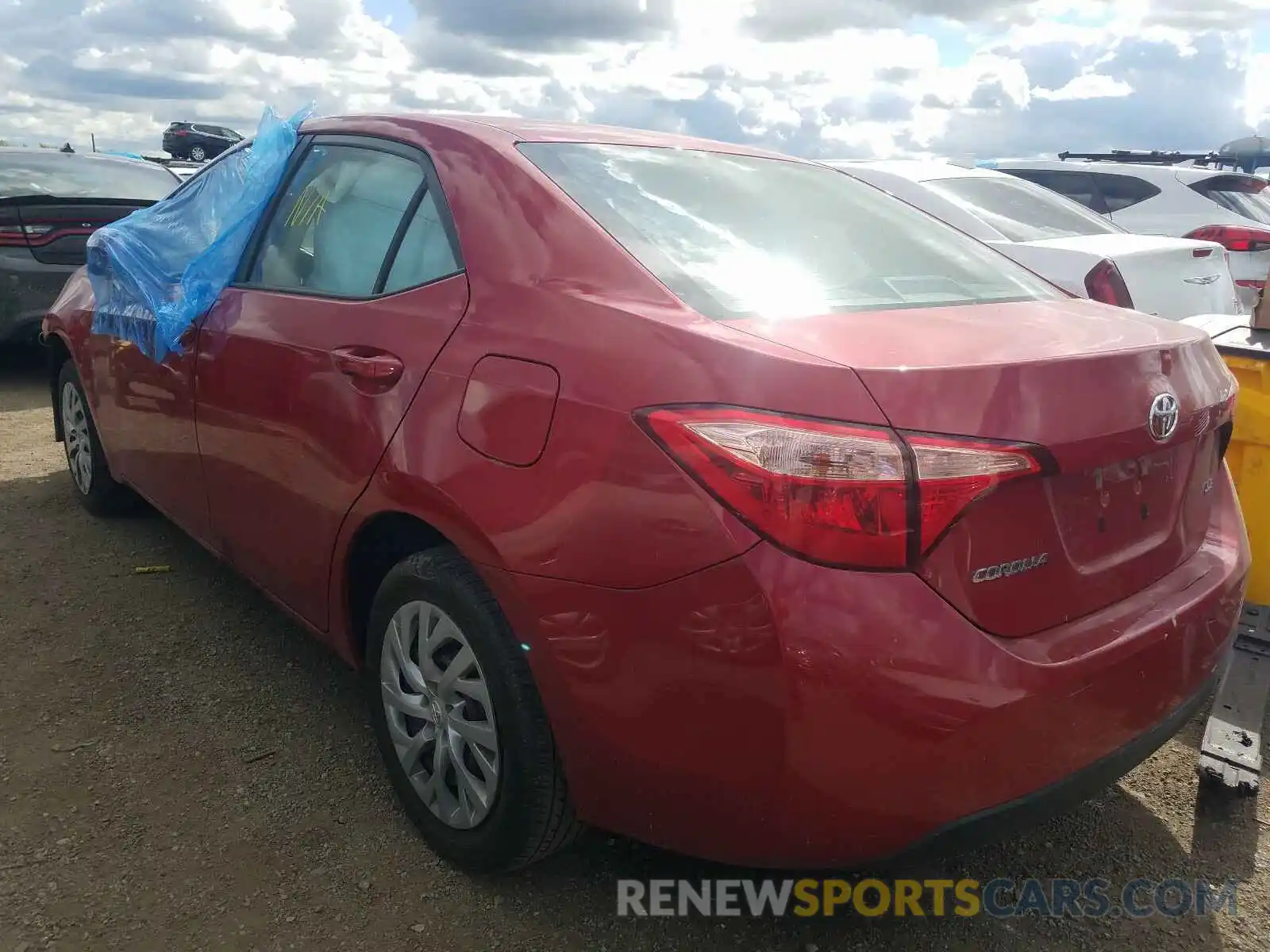 3 Photograph of a damaged car 2T1BURHE7KC216728 TOYOTA COROLLA 2019