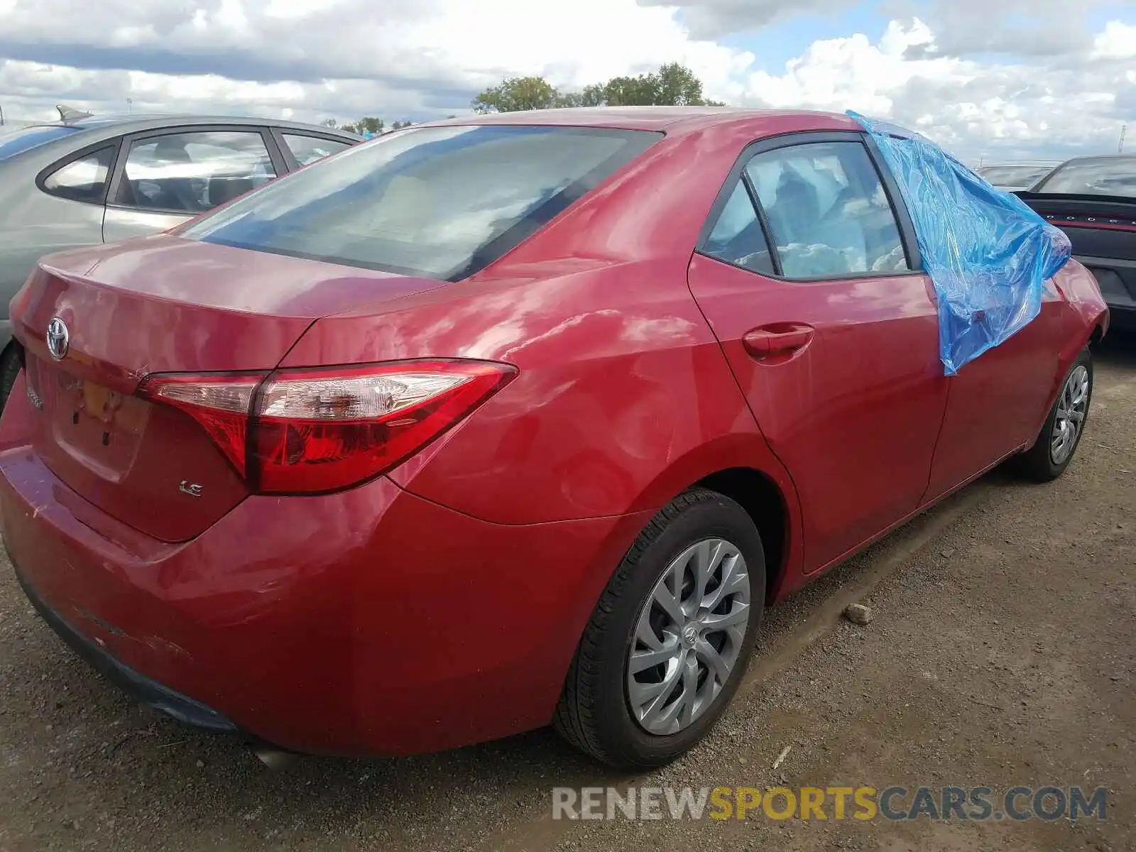 4 Photograph of a damaged car 2T1BURHE7KC216728 TOYOTA COROLLA 2019