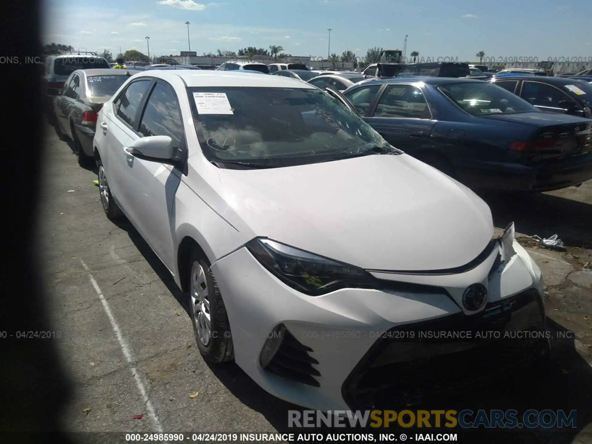 1 Photograph of a damaged car 2T1BURHE7KC218365 TOYOTA COROLLA 2019