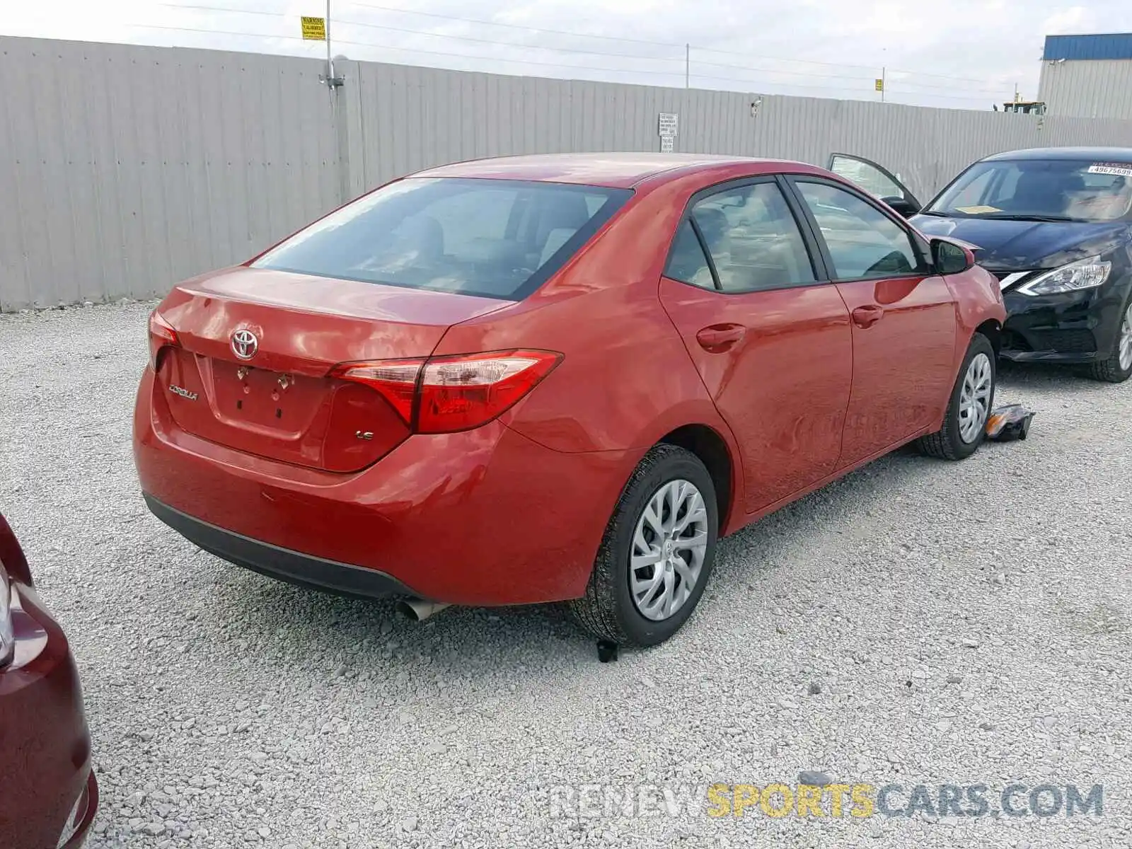 4 Photograph of a damaged car 2T1BURHE7KC218690 TOYOTA COROLLA 2019