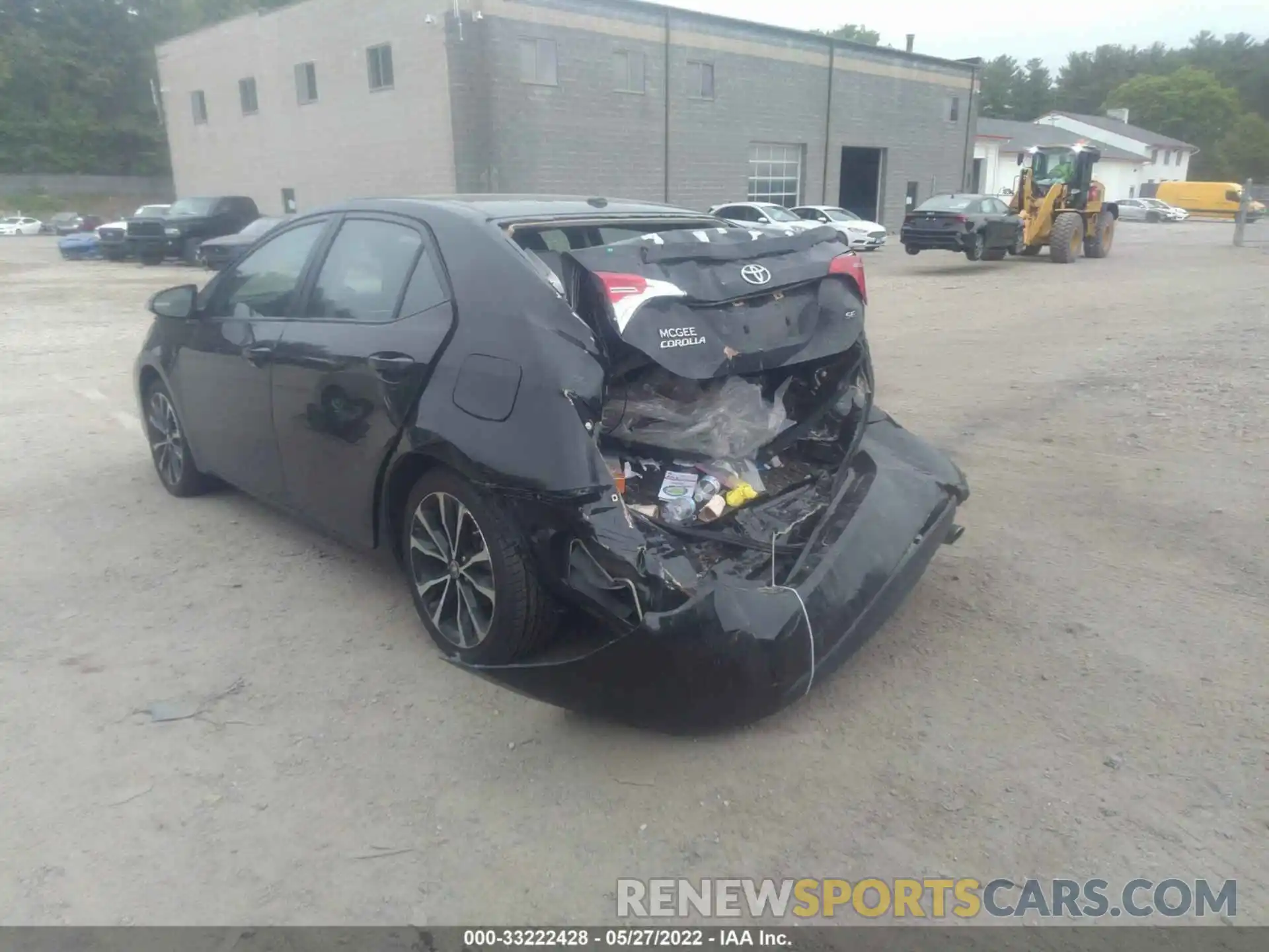 3 Photograph of a damaged car 2T1BURHE7KC219869 TOYOTA COROLLA 2019