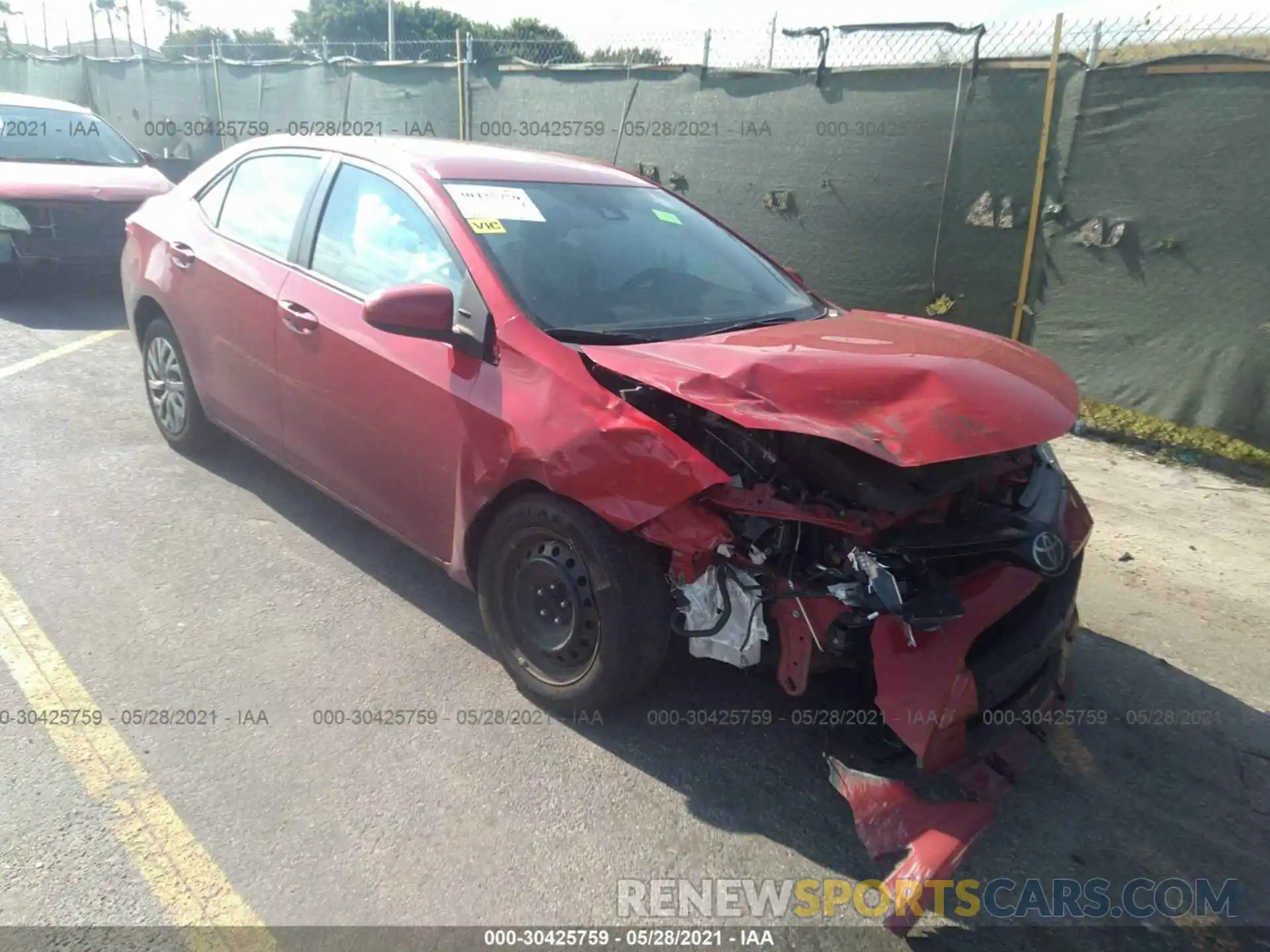 1 Photograph of a damaged car 2T1BURHE7KC222920 TOYOTA COROLLA 2019