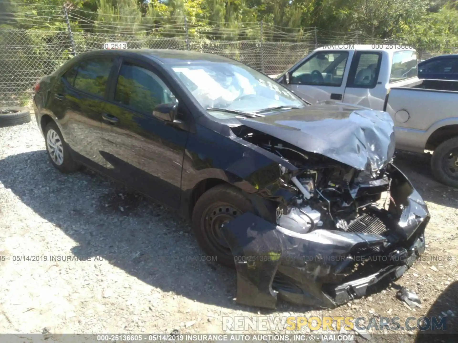 1 Photograph of a damaged car 2T1BURHE7KC222982 TOYOTA COROLLA 2019