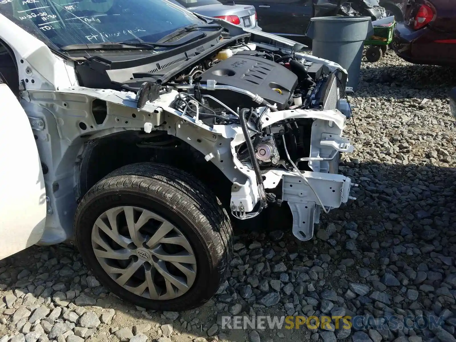 9 Photograph of a damaged car 2T1BURHE7KC223503 TOYOTA COROLLA 2019