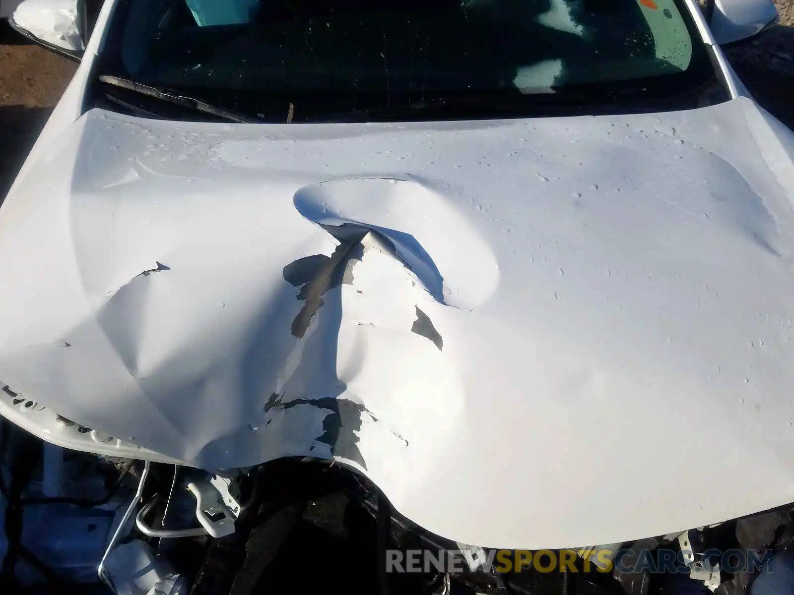 7 Photograph of a damaged car 2T1BURHE7KC223579 TOYOTA COROLLA 2019