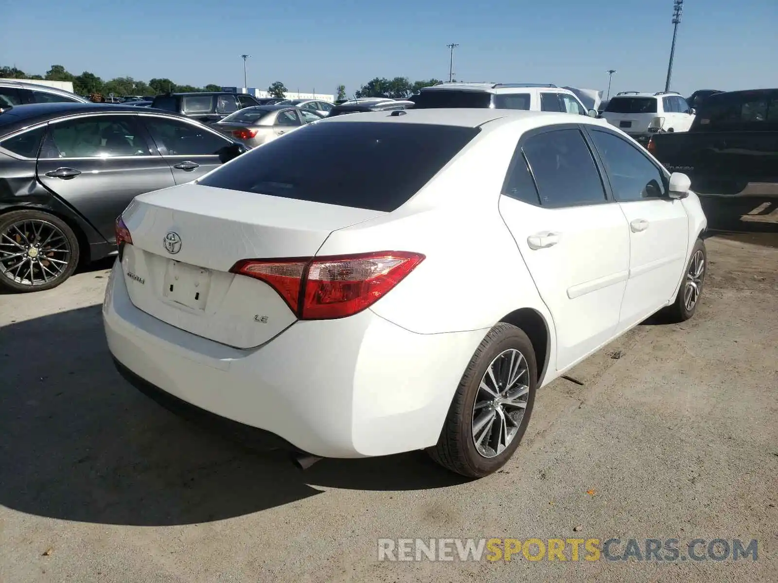 4 Photograph of a damaged car 2T1BURHE7KC223646 TOYOTA COROLLA 2019