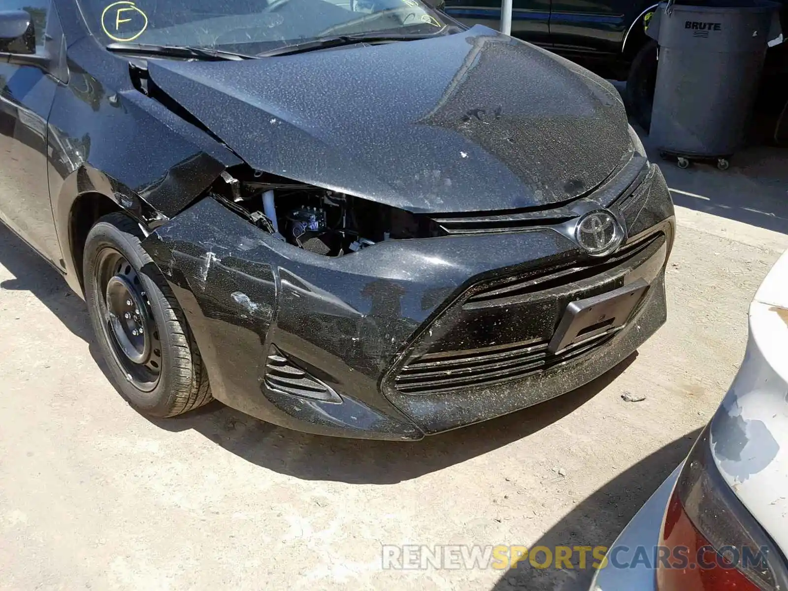 9 Photograph of a damaged car 2T1BURHE7KC224327 TOYOTA COROLLA 2019