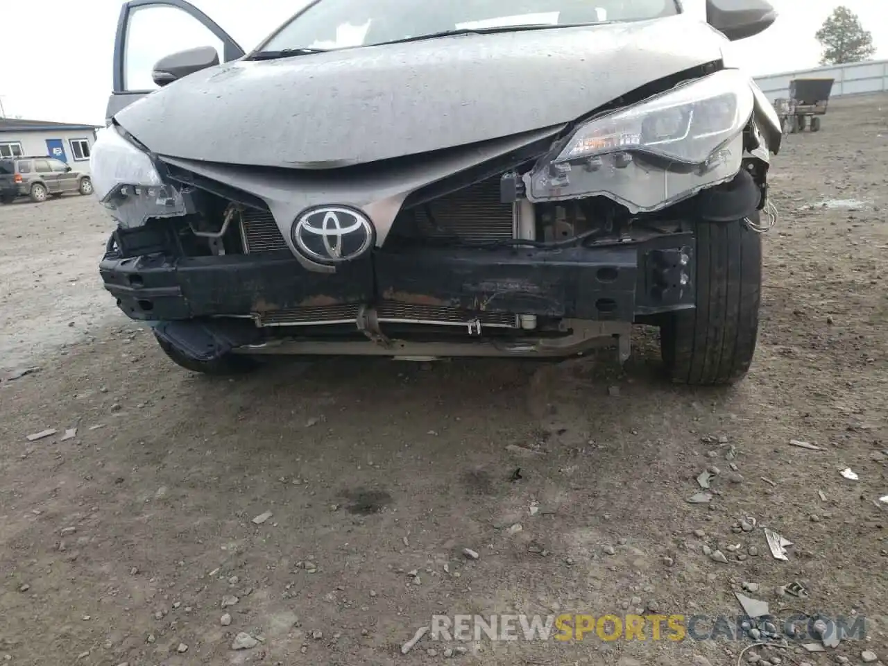 10 Photograph of a damaged car 2T1BURHE7KC224540 TOYOTA COROLLA 2019