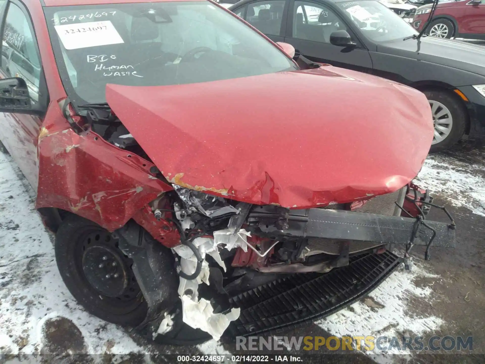 6 Photograph of a damaged car 2T1BURHE7KC224599 TOYOTA COROLLA 2019