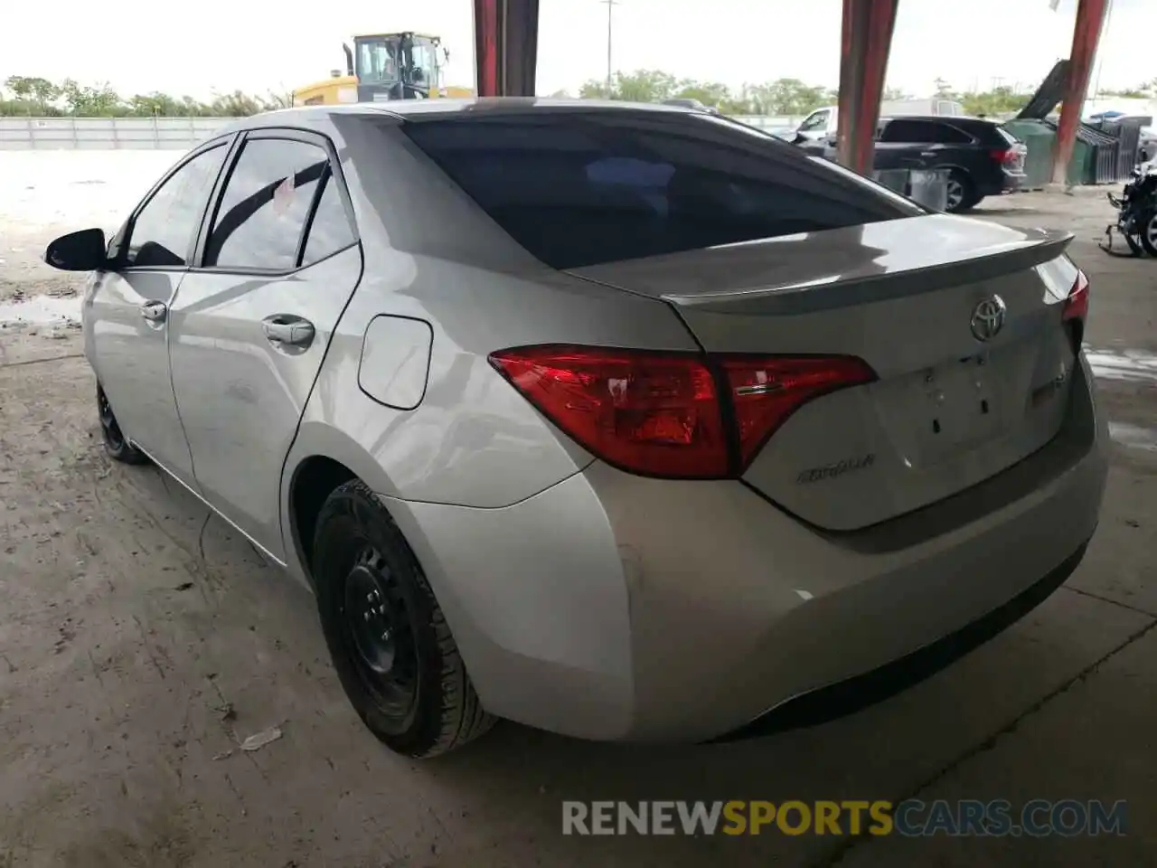 3 Photograph of a damaged car 2T1BURHE7KC225011 TOYOTA COROLLA 2019