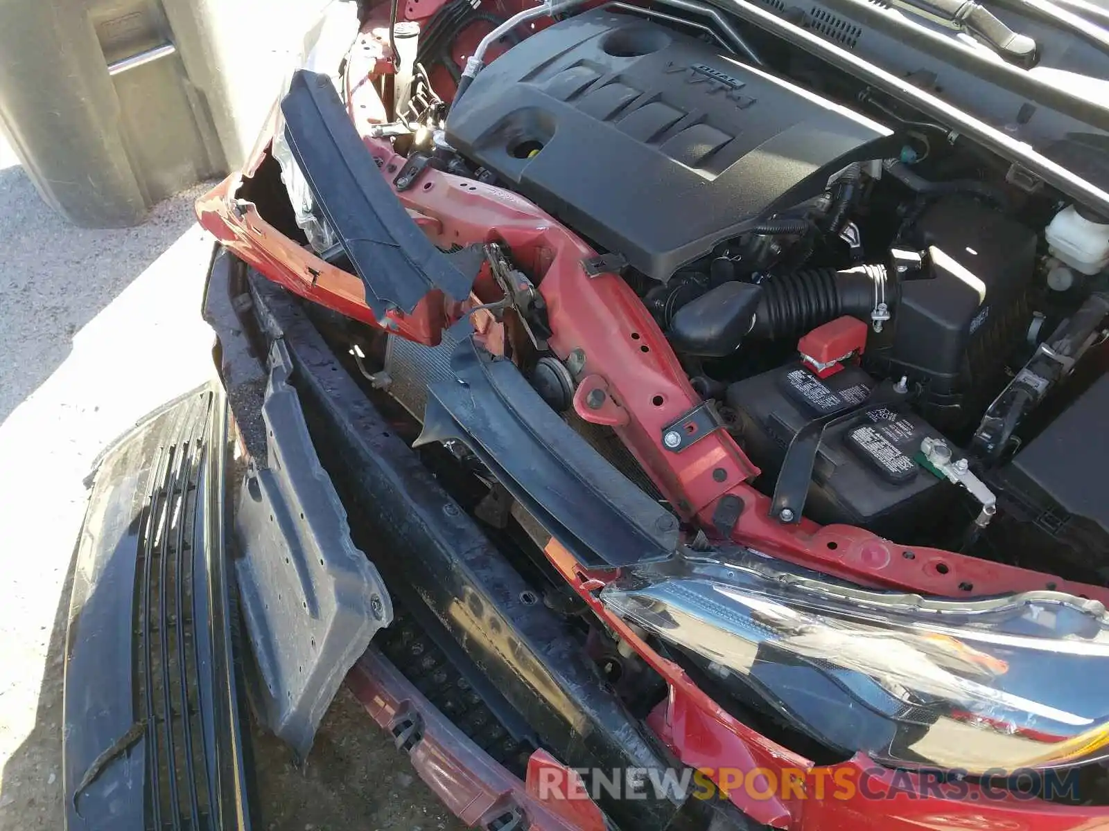 9 Photograph of a damaged car 2T1BURHE7KC225056 TOYOTA COROLLA 2019