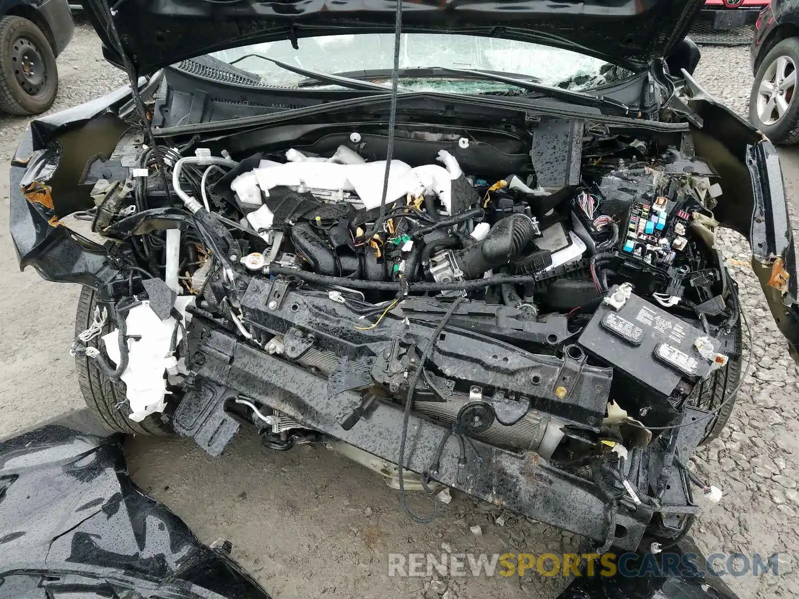 7 Photograph of a damaged car 2T1BURHE7KC225641 TOYOTA COROLLA 2019