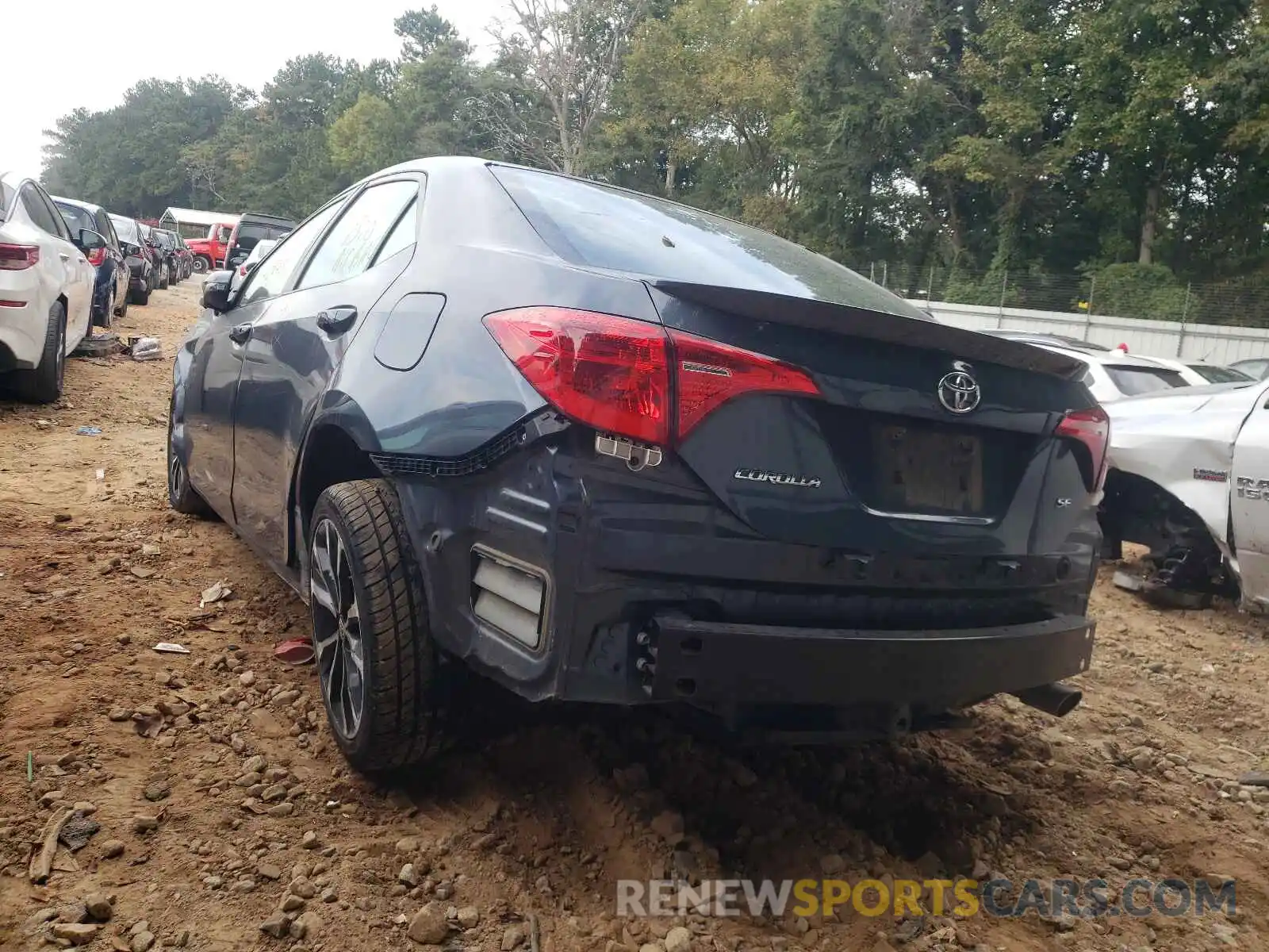 3 Photograph of a damaged car 2T1BURHE7KC226188 TOYOTA COROLLA 2019