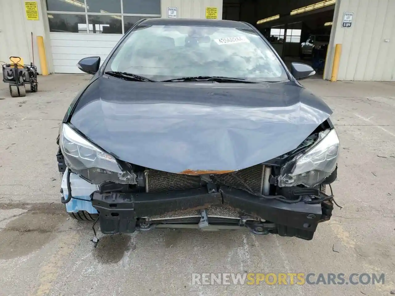 5 Photograph of a damaged car 2T1BURHE7KC227955 TOYOTA COROLLA 2019