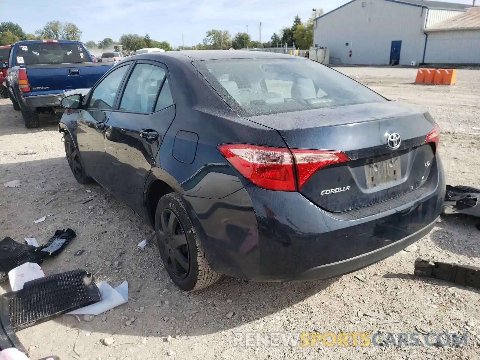 3 Photograph of a damaged car 2T1BURHE7KC228250 TOYOTA COROLLA 2019