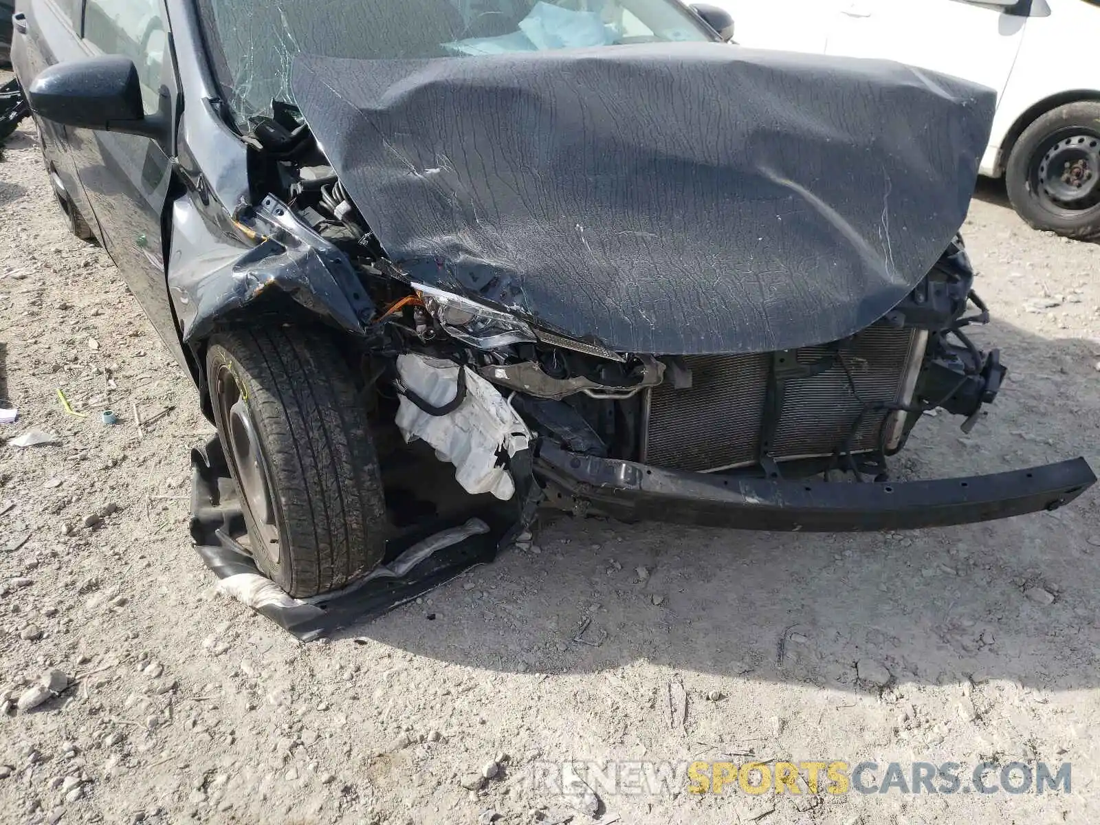 9 Photograph of a damaged car 2T1BURHE7KC228250 TOYOTA COROLLA 2019