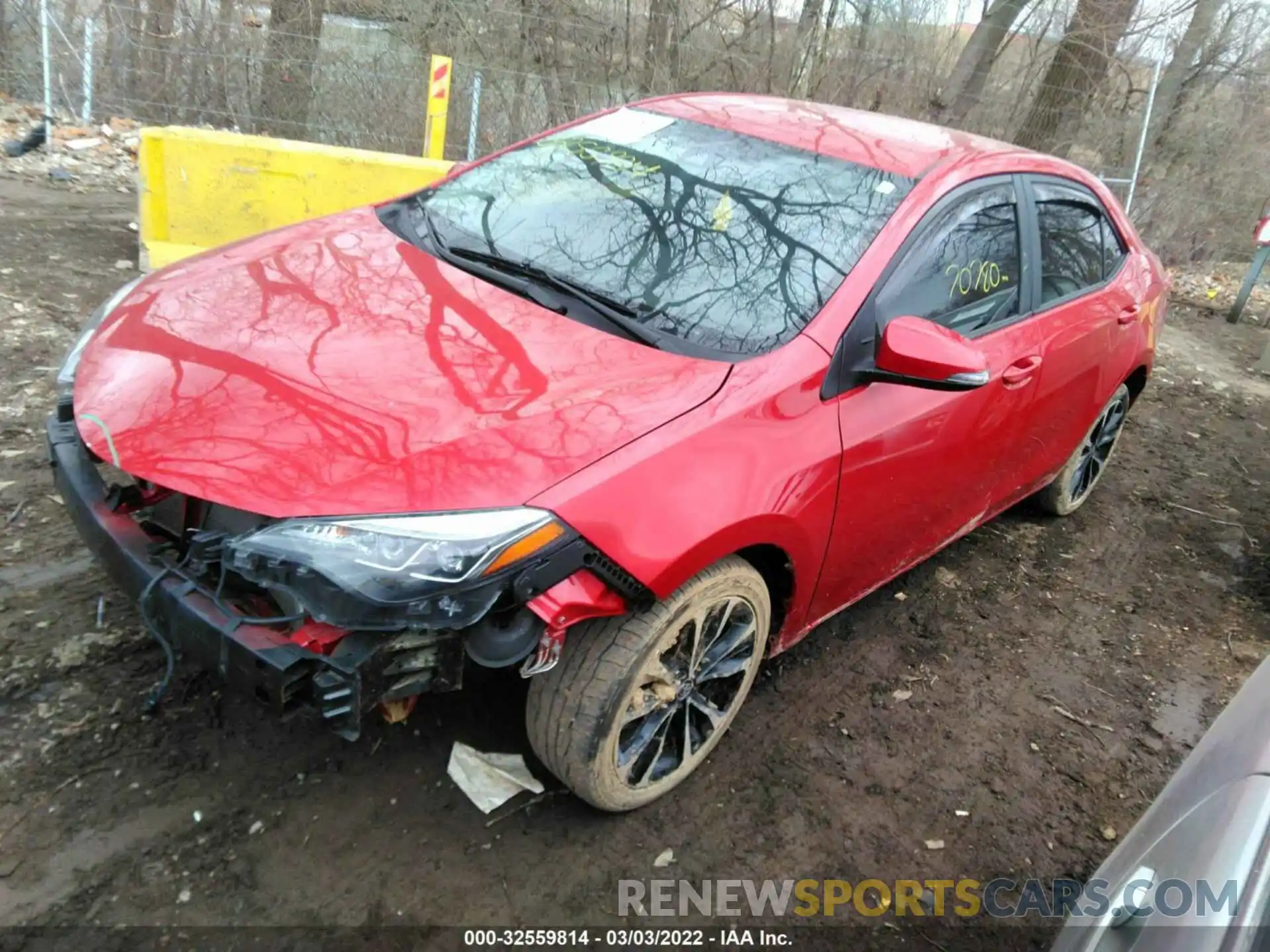 2 Фотография поврежденного автомобиля 2T1BURHE7KC228569 TOYOTA COROLLA 2019