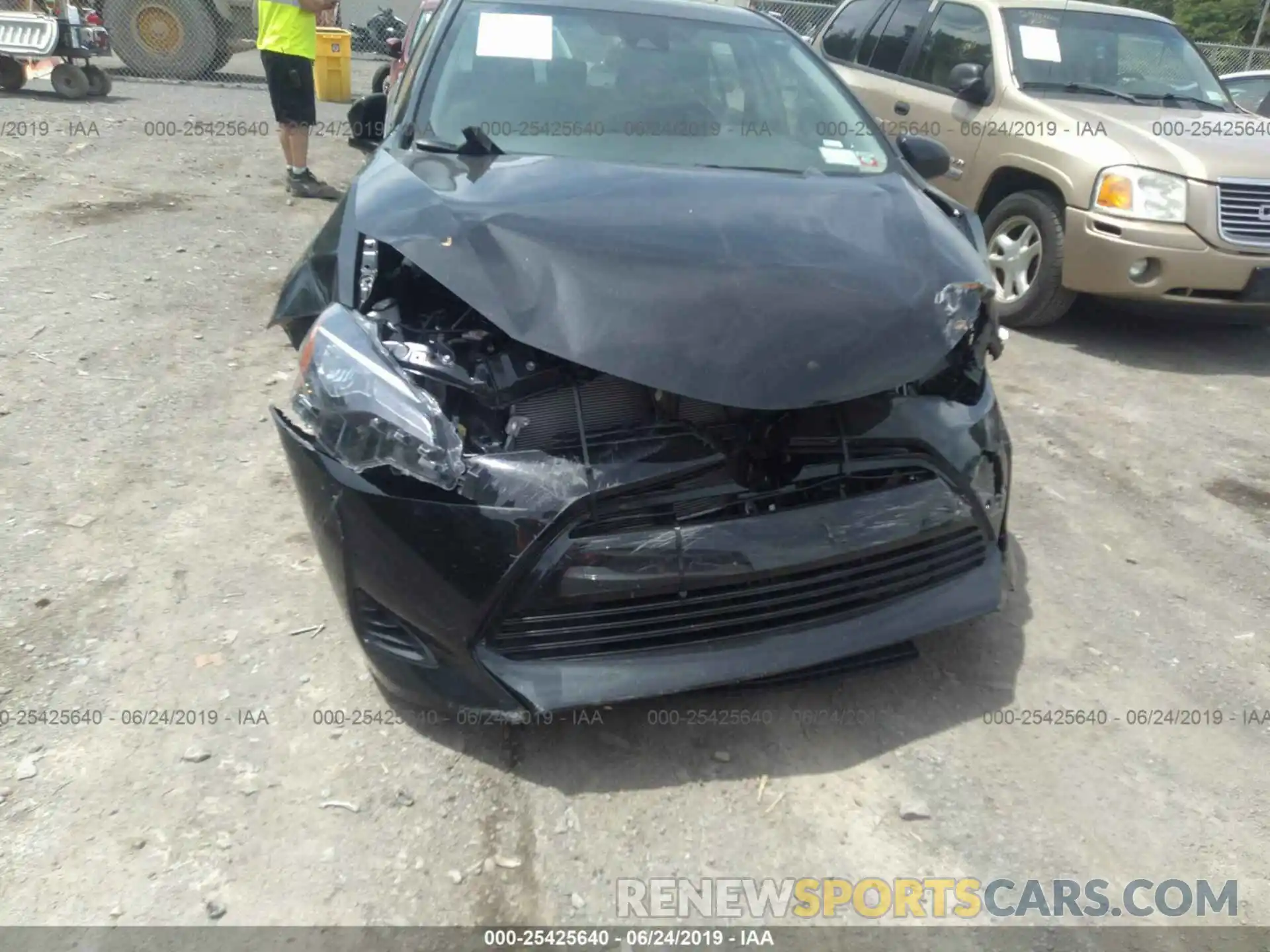 6 Photograph of a damaged car 2T1BURHE7KC229866 TOYOTA COROLLA 2019