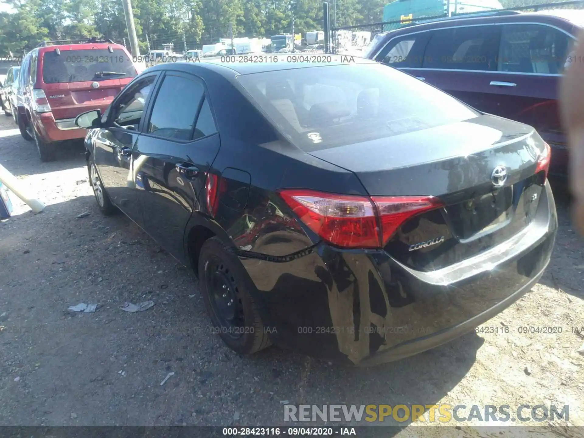 3 Photograph of a damaged car 2T1BURHE7KC230161 TOYOTA COROLLA 2019