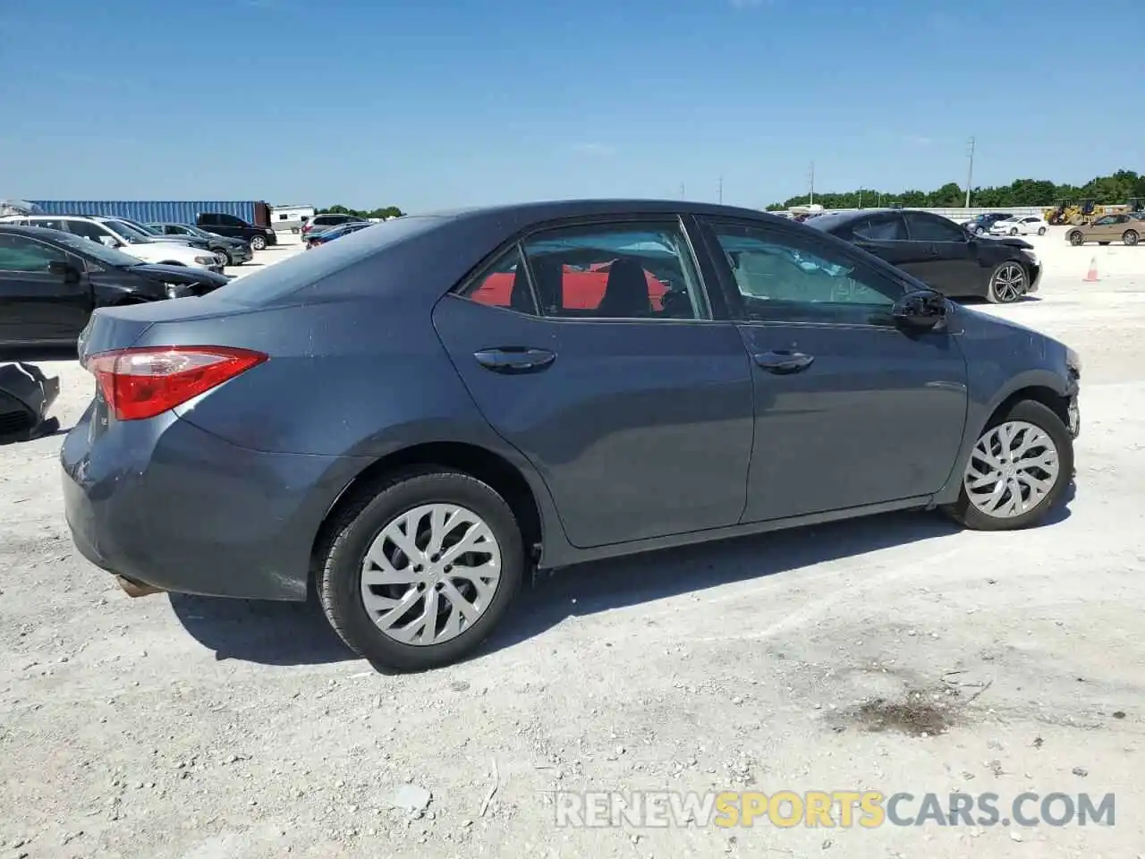 3 Photograph of a damaged car 2T1BURHE7KC230581 TOYOTA COROLLA 2019