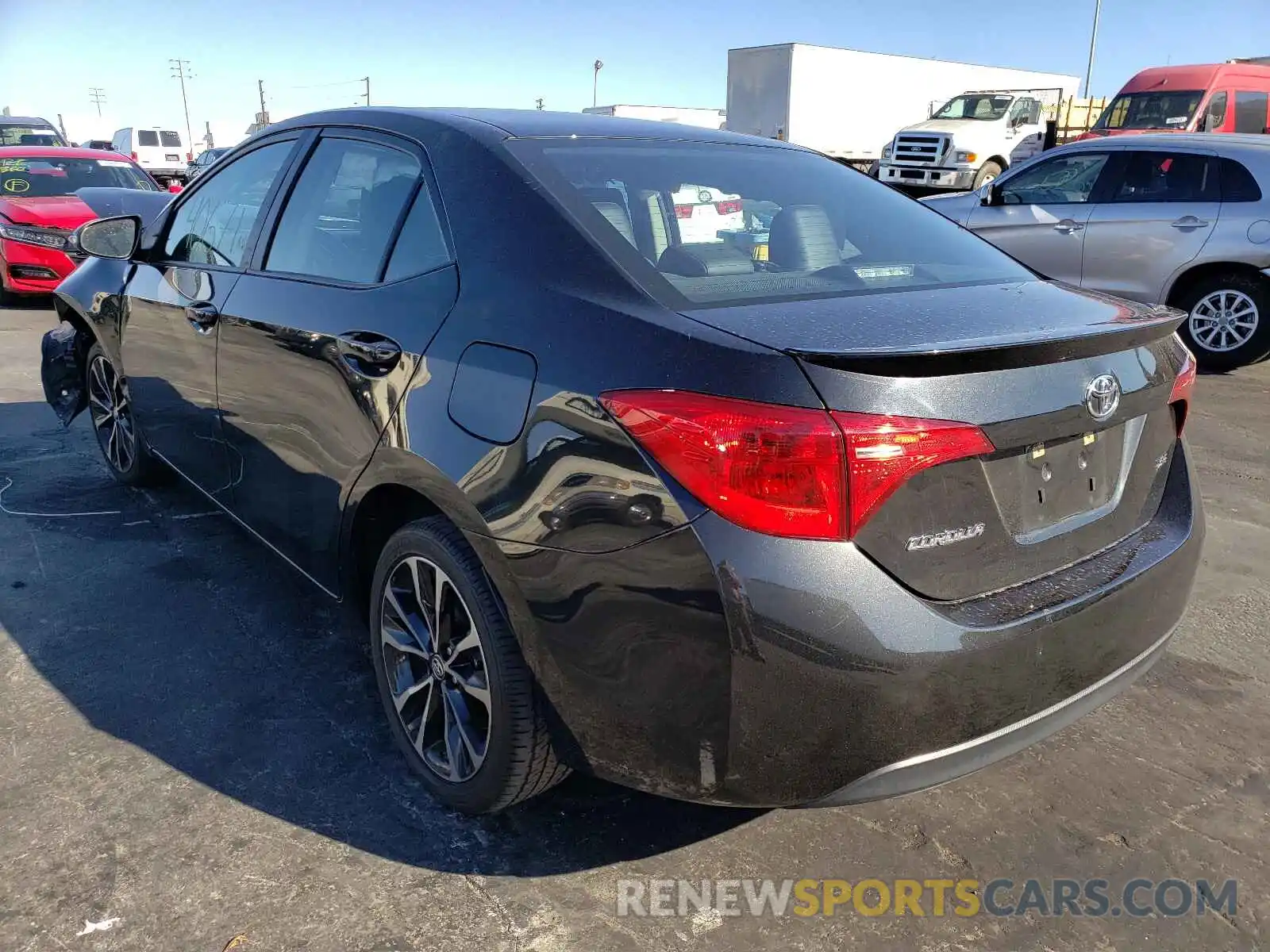 3 Photograph of a damaged car 2T1BURHE7KC231214 TOYOTA COROLLA 2019