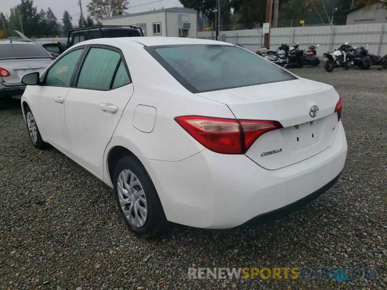 3 Photograph of a damaged car 2T1BURHE7KC232590 TOYOTA COROLLA 2019