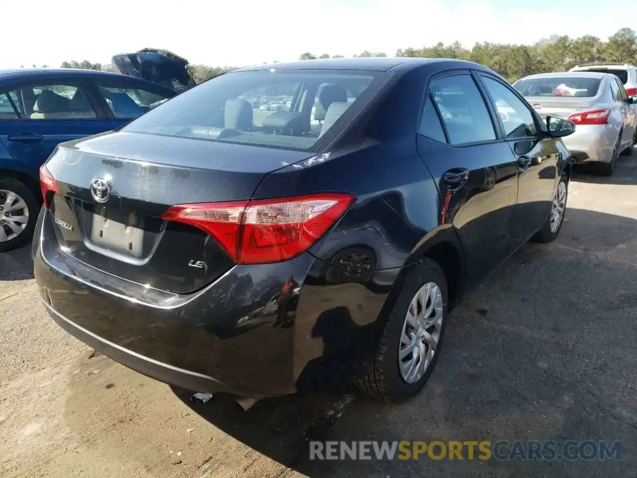 4 Photograph of a damaged car 2T1BURHE7KC232797 TOYOTA COROLLA 2019