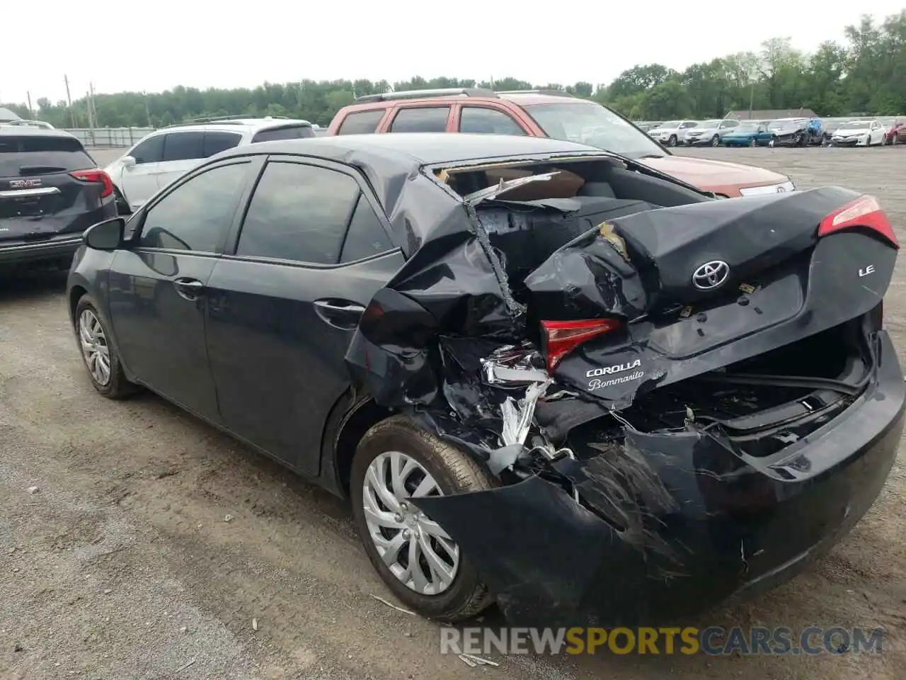 3 Photograph of a damaged car 2T1BURHE7KC232864 TOYOTA COROLLA 2019