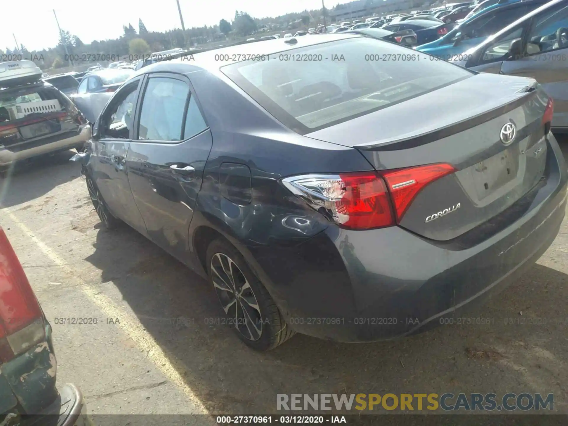 3 Photograph of a damaged car 2T1BURHE7KC233500 TOYOTA COROLLA 2019