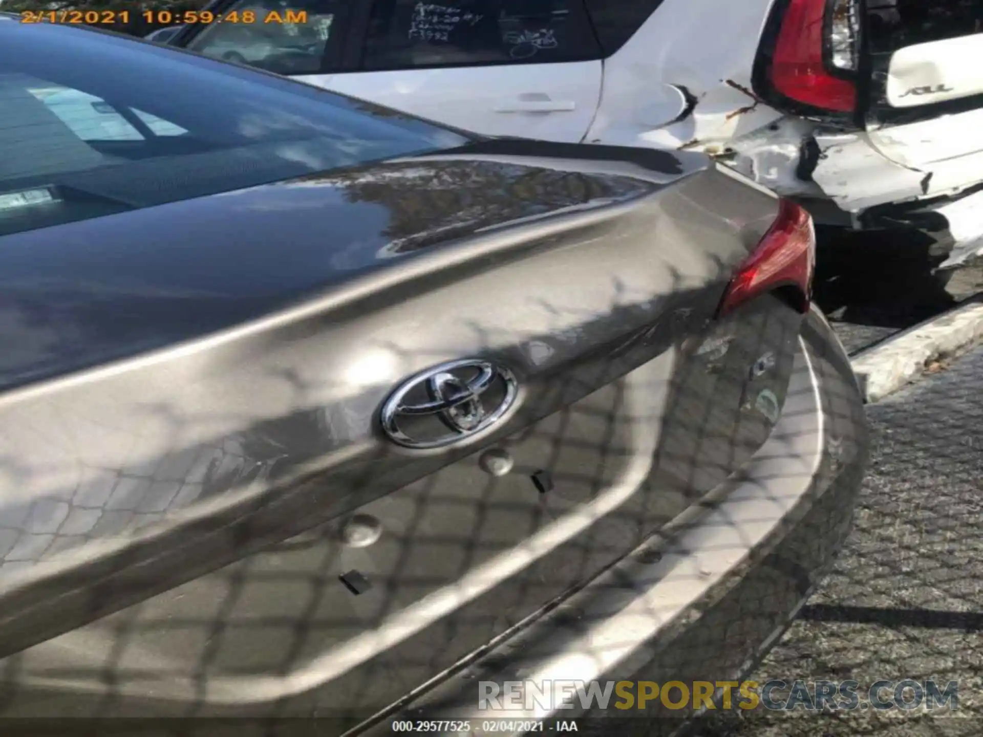 1 Фотография поврежденного автомобиля 2T1BURHE7KC233786 TOYOTA COROLLA 2019