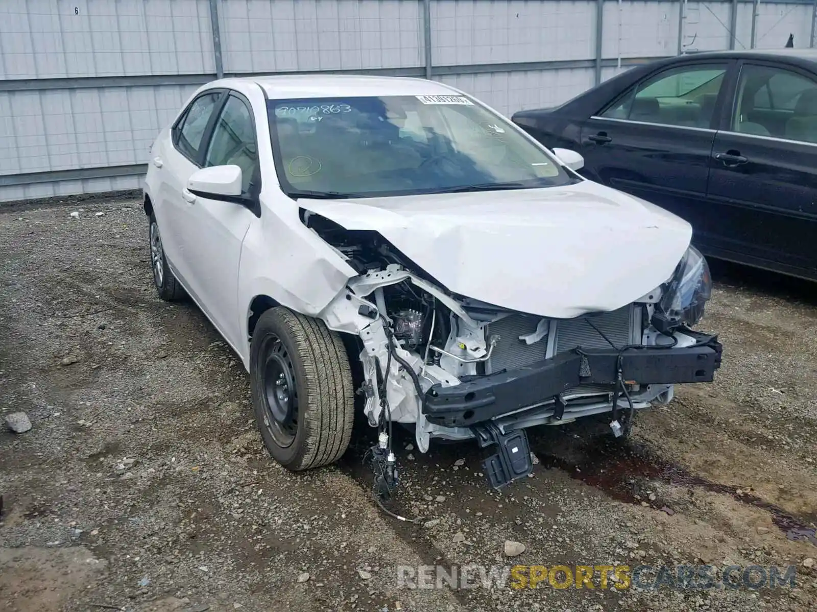 1 Фотография поврежденного автомобиля 2T1BURHE7KC234386 TOYOTA COROLLA 2019