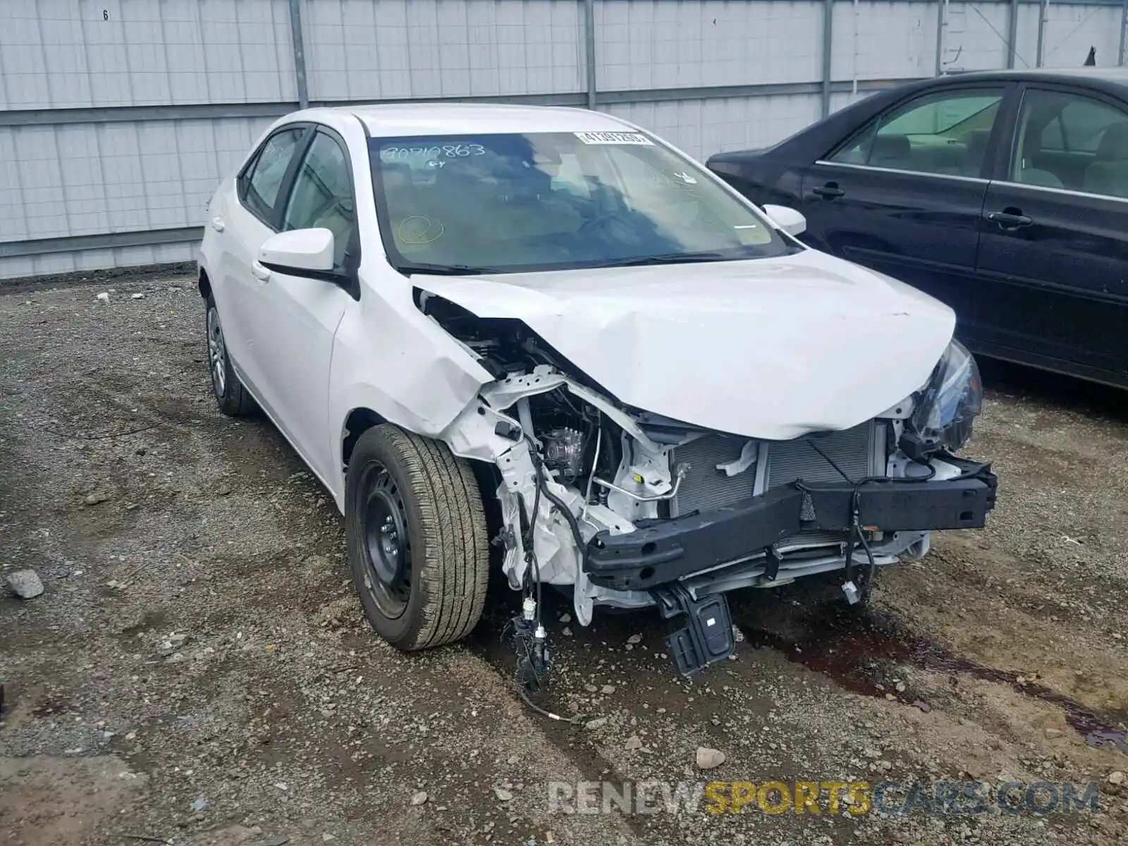 1 Photograph of a damaged car 2T1BURHE7KC234386 TOYOTA COROLLA 2019