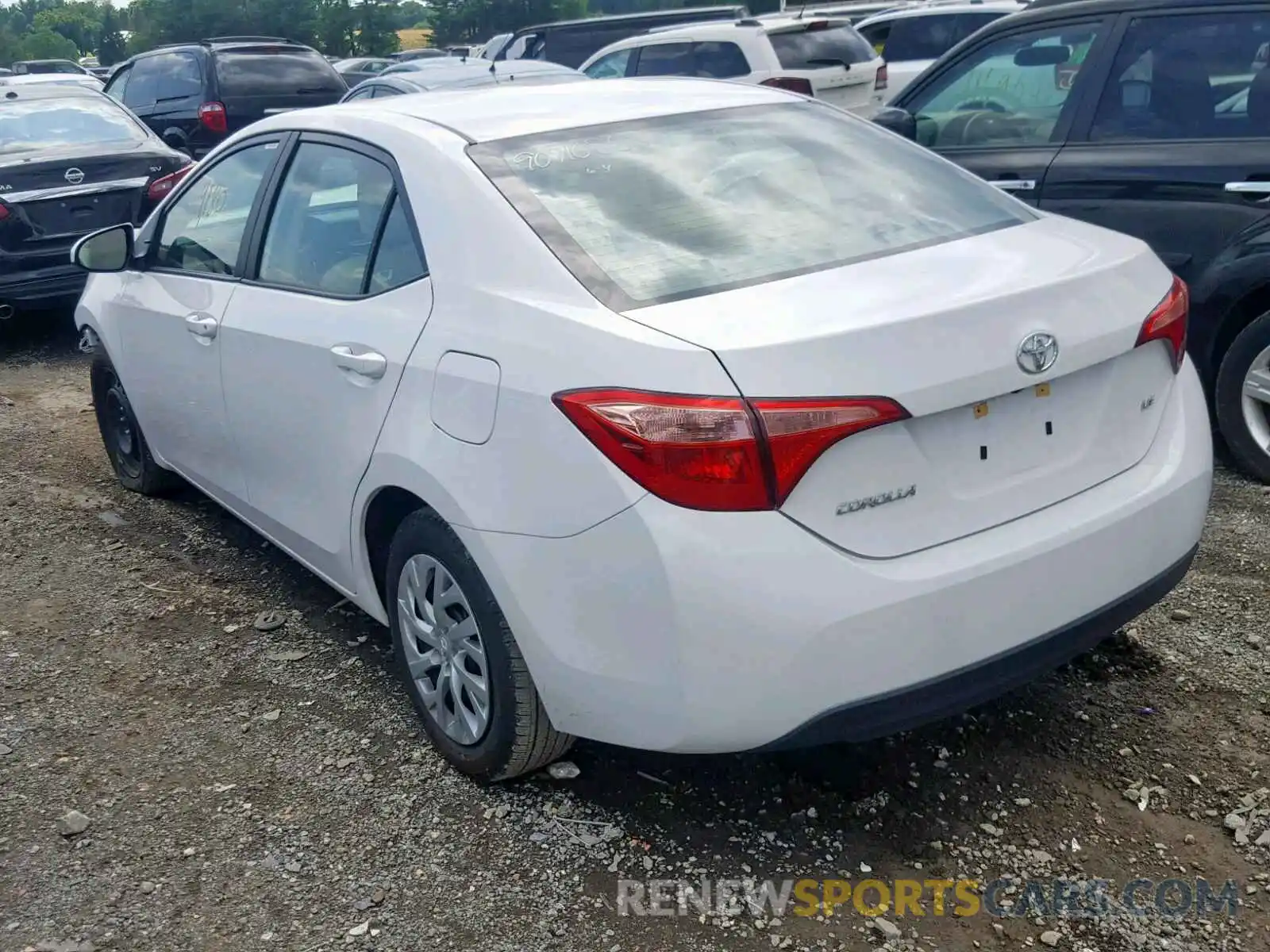 3 Photograph of a damaged car 2T1BURHE7KC234386 TOYOTA COROLLA 2019