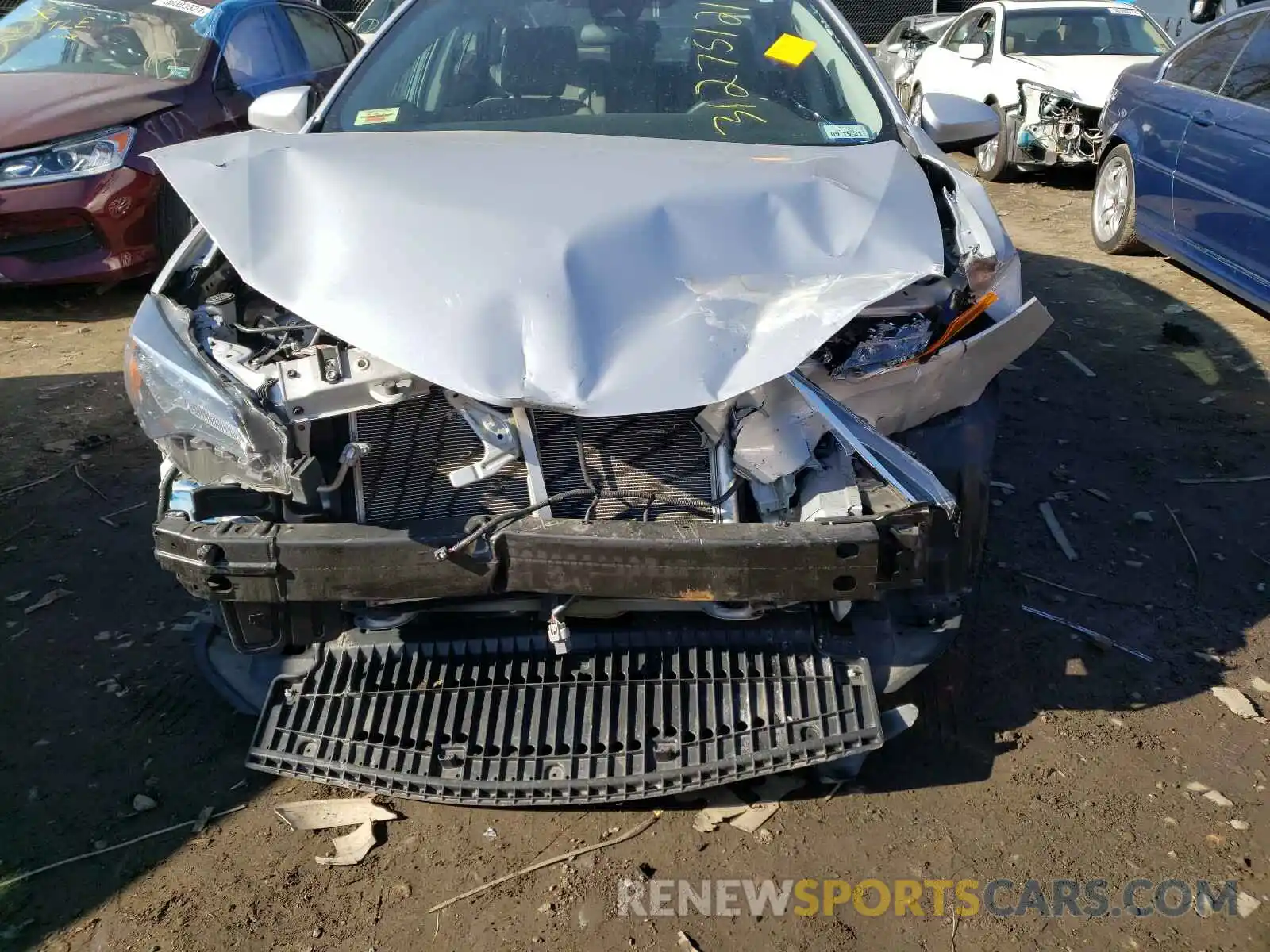 9 Photograph of a damaged car 2T1BURHE7KC235148 TOYOTA COROLLA 2019